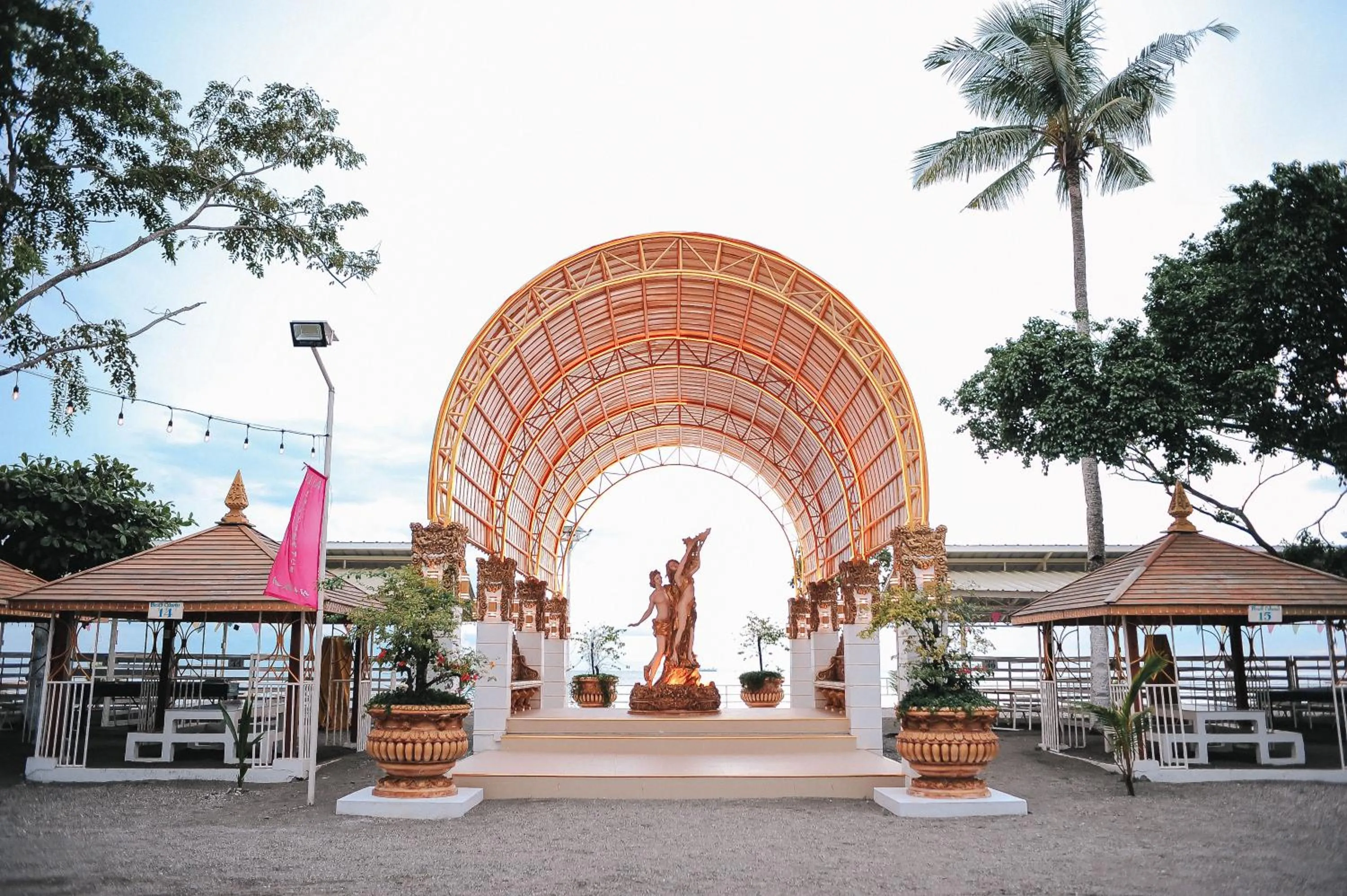 Villa Excellance Beach and Wave Pool Resort