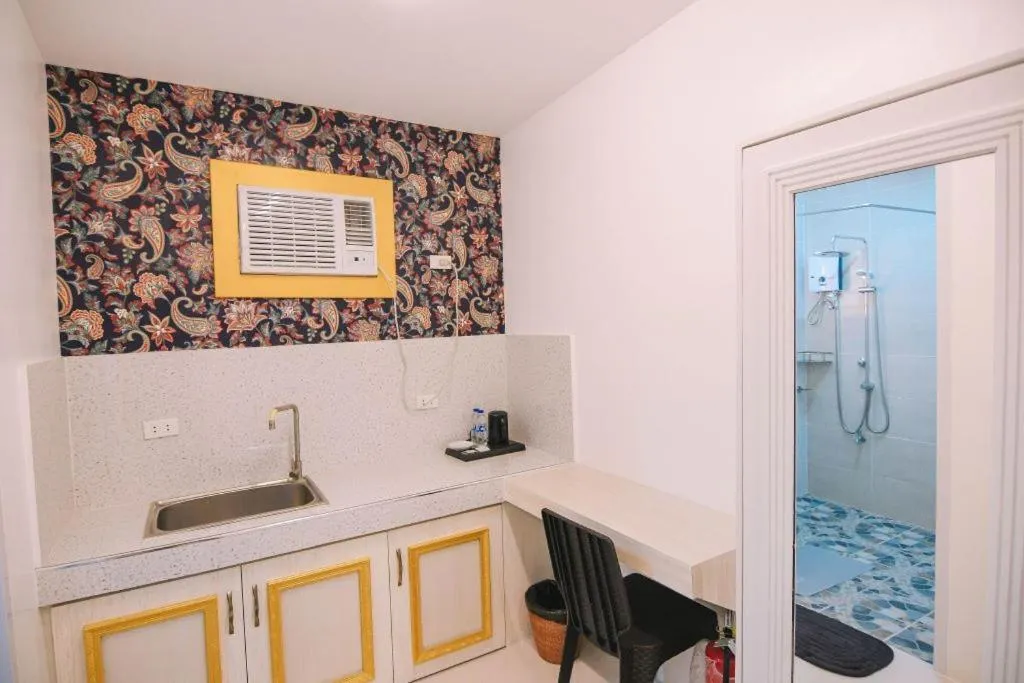 Villa Excellance Beach and Wave Pool Resort