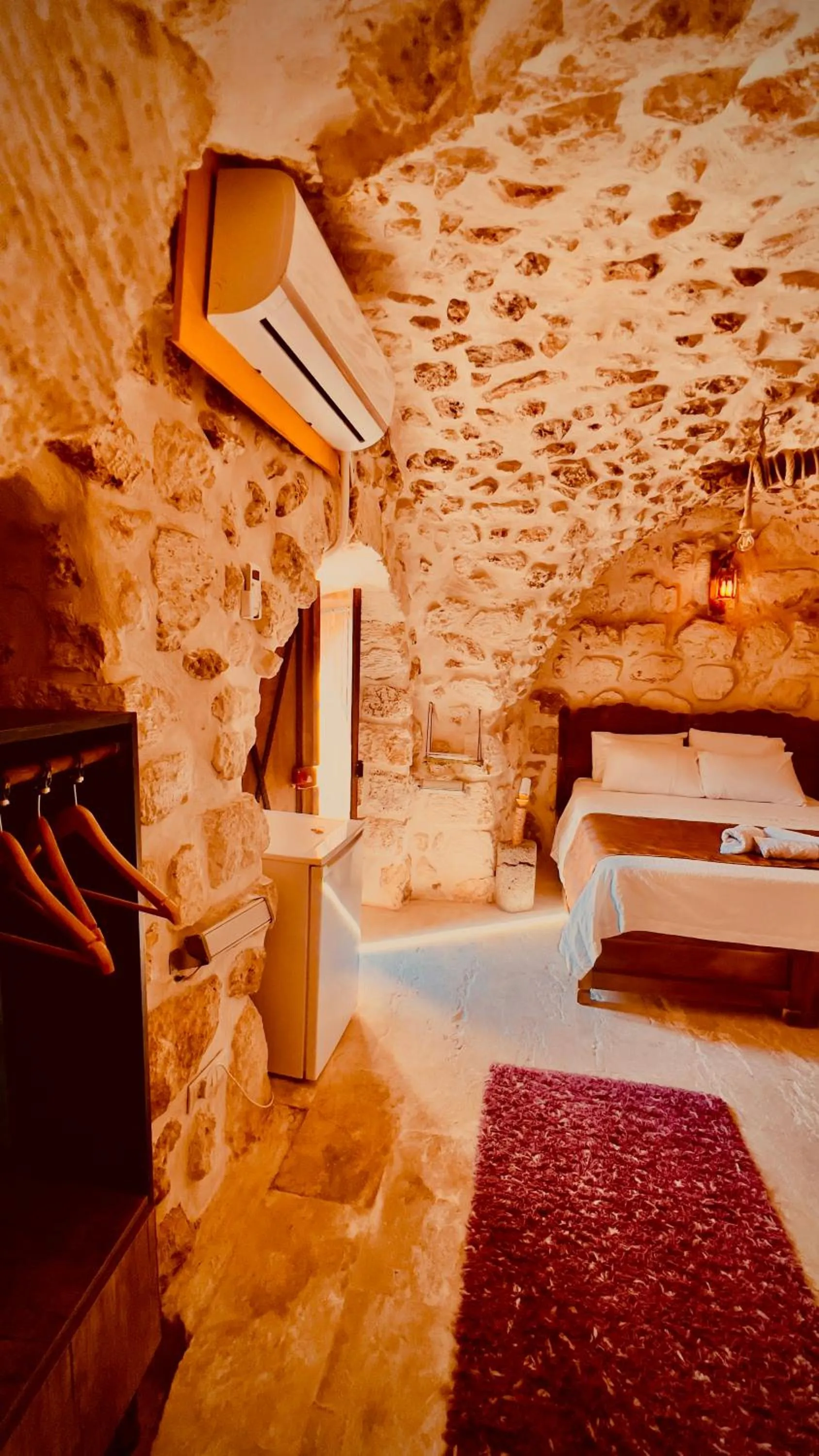 Photo of the whole room, Bed in Mons Masius Hotel Teras