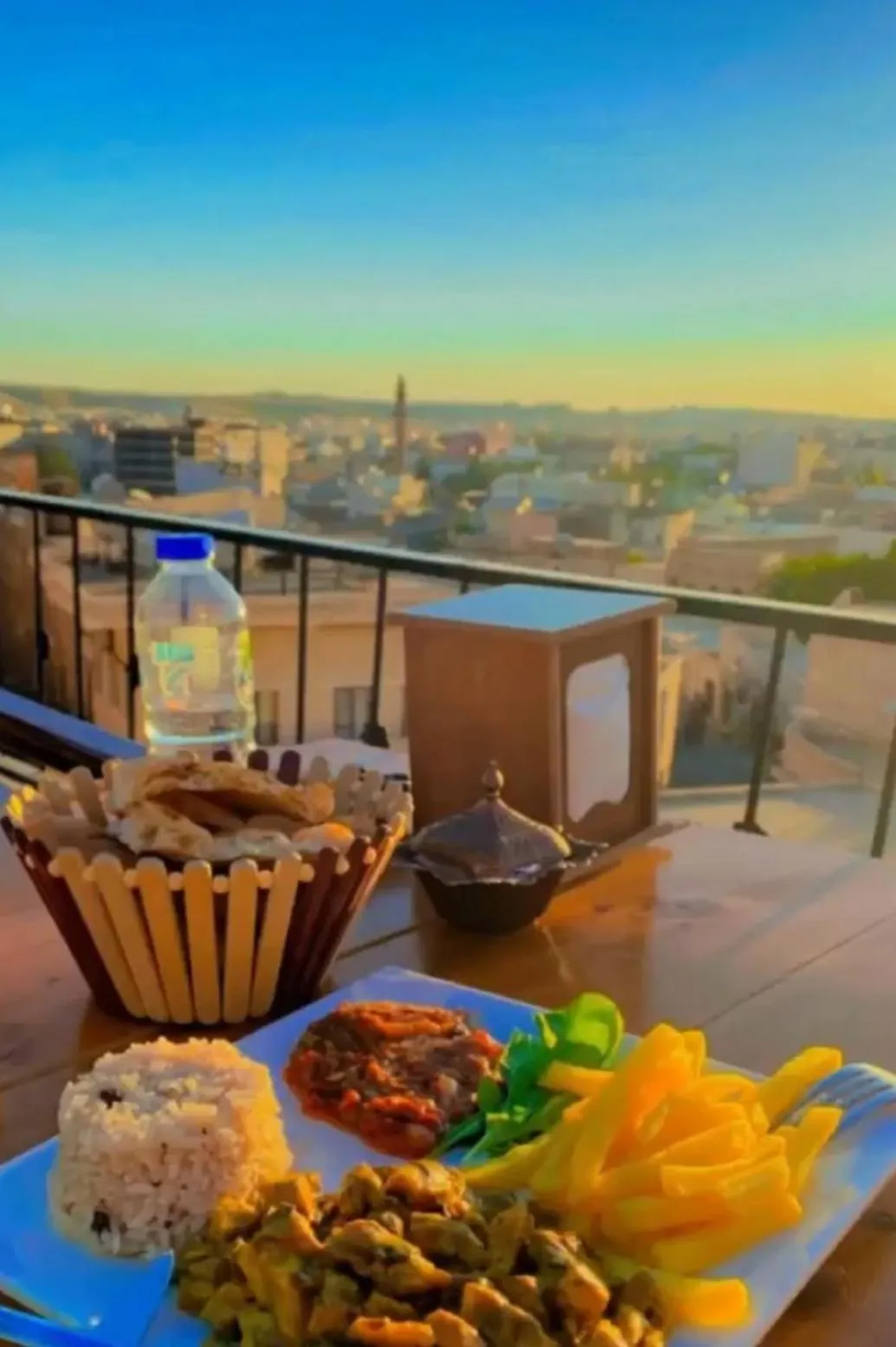 Restaurant/places to eat in Mons Masius Hotel Teras