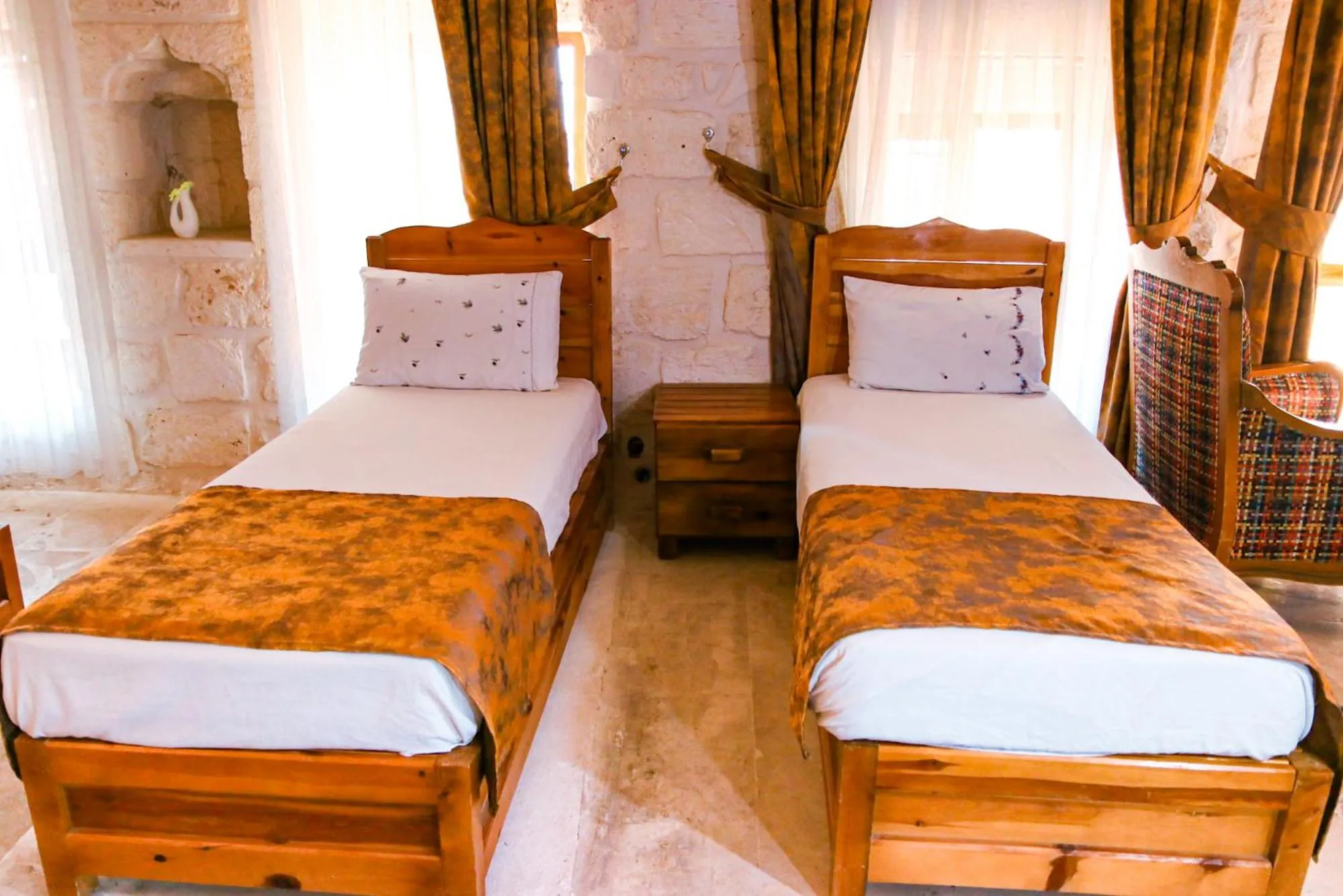 Photo of the whole room, Bed in Mons Masius Hotel Teras