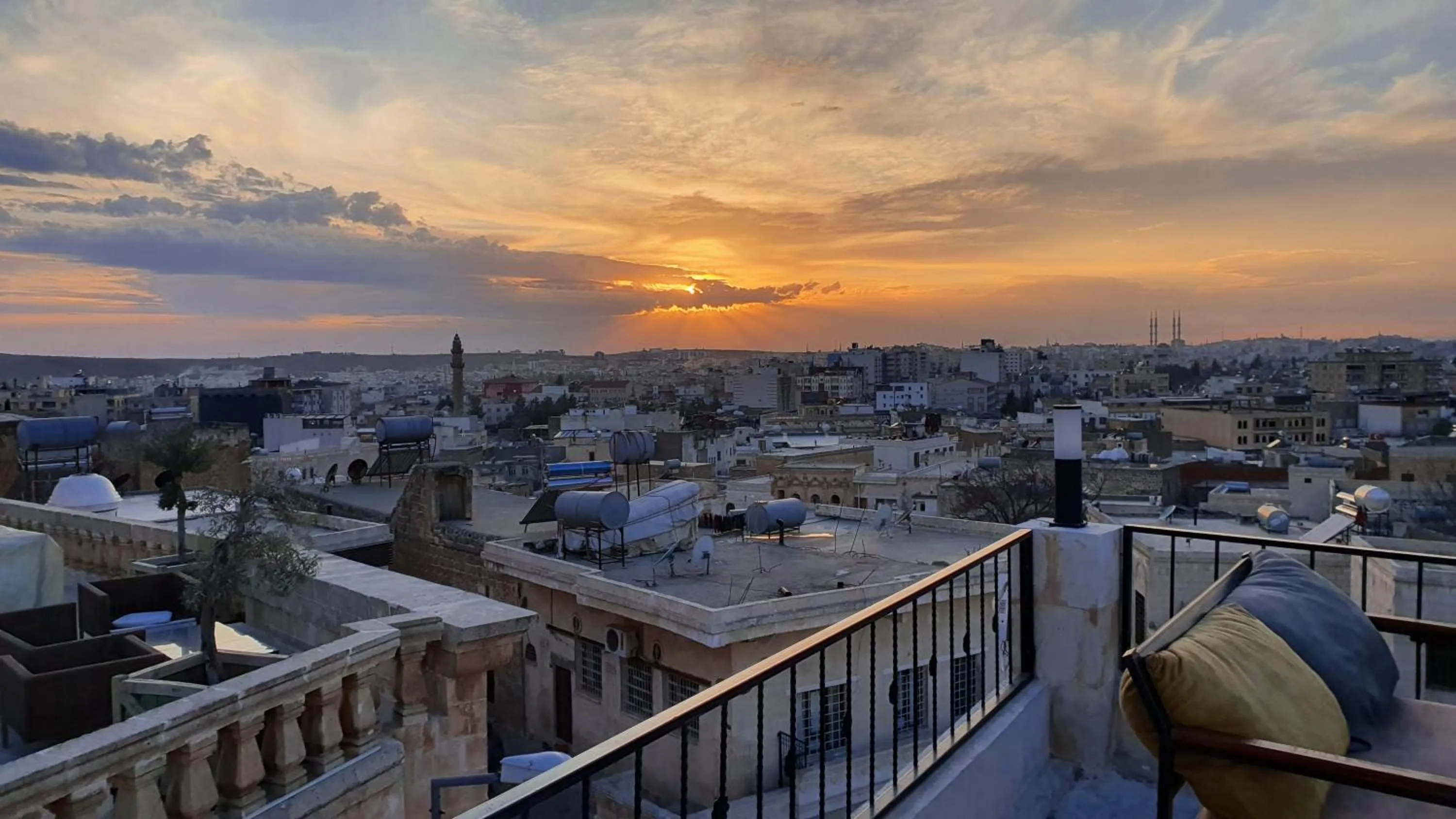 Restaurant/places to eat in Mons Masius Hotel Teras