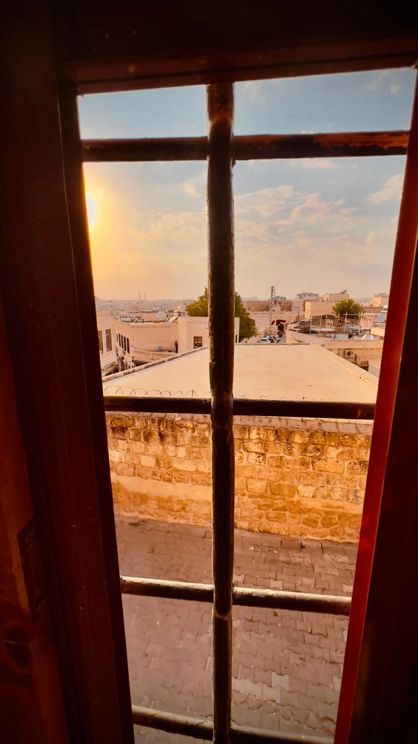 Day in Mons Masius Hotel Teras