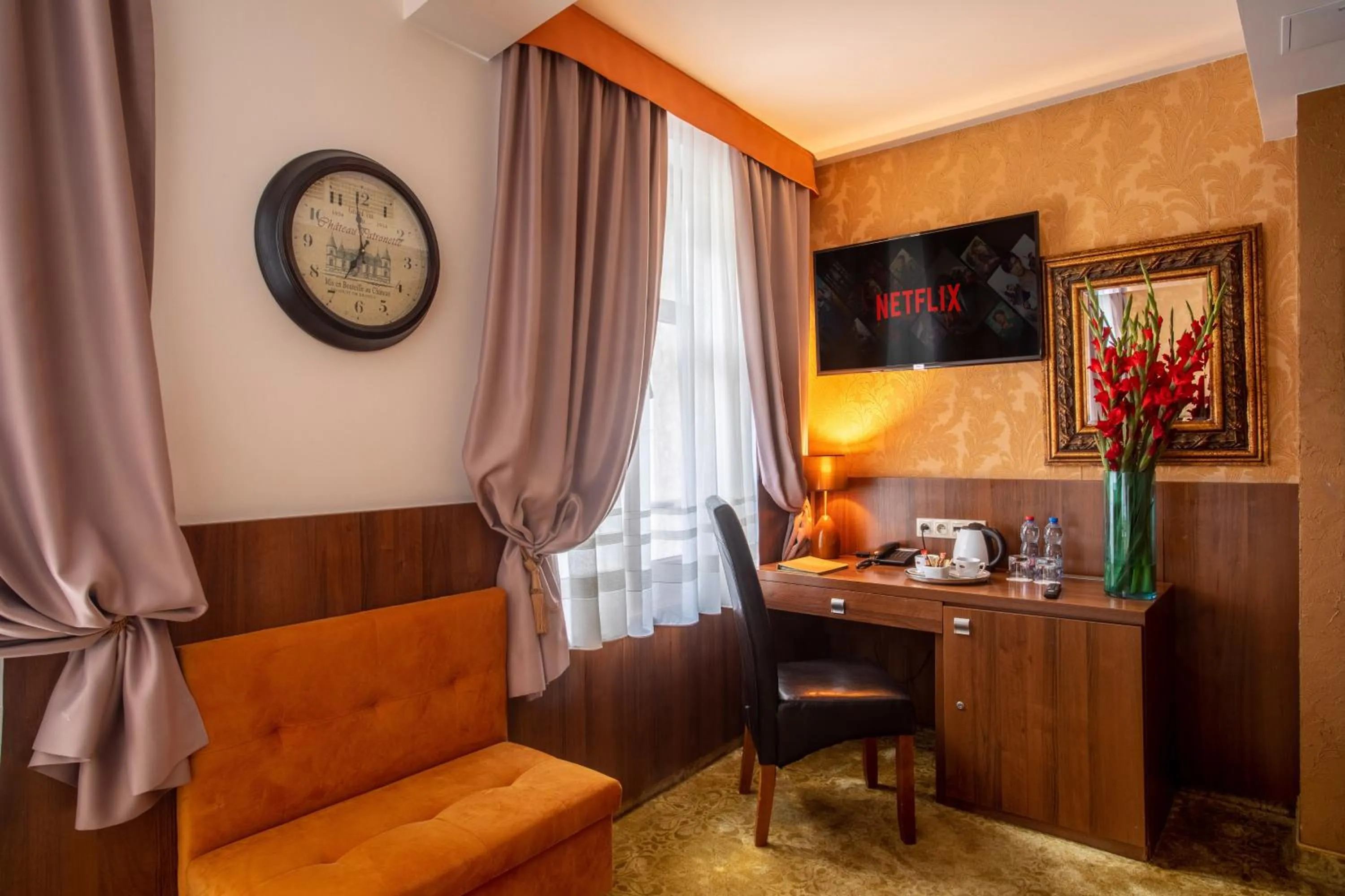 Seating area in David Boutique ApartHotel