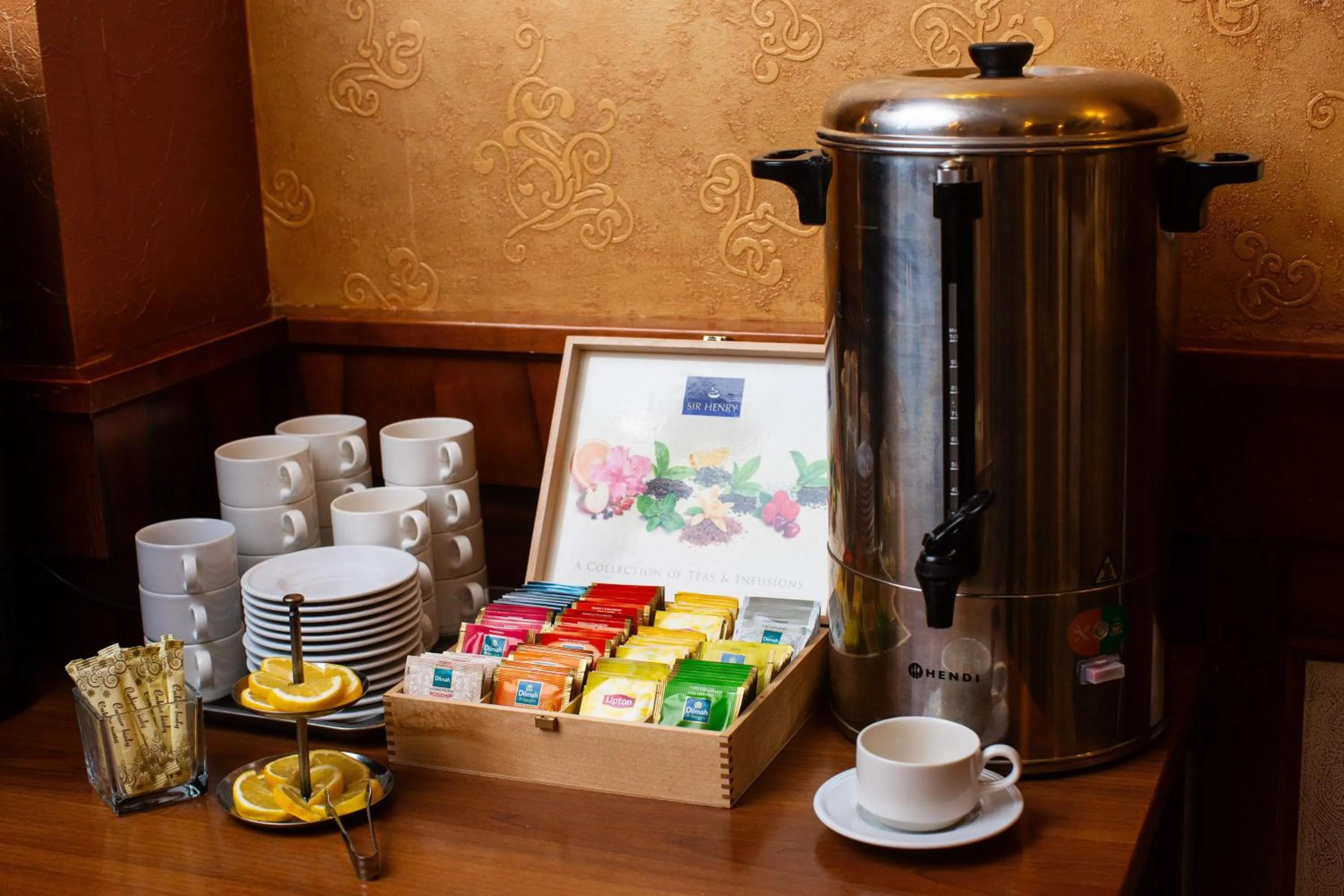 Coffee/tea facilities in David Boutique ApartHotel