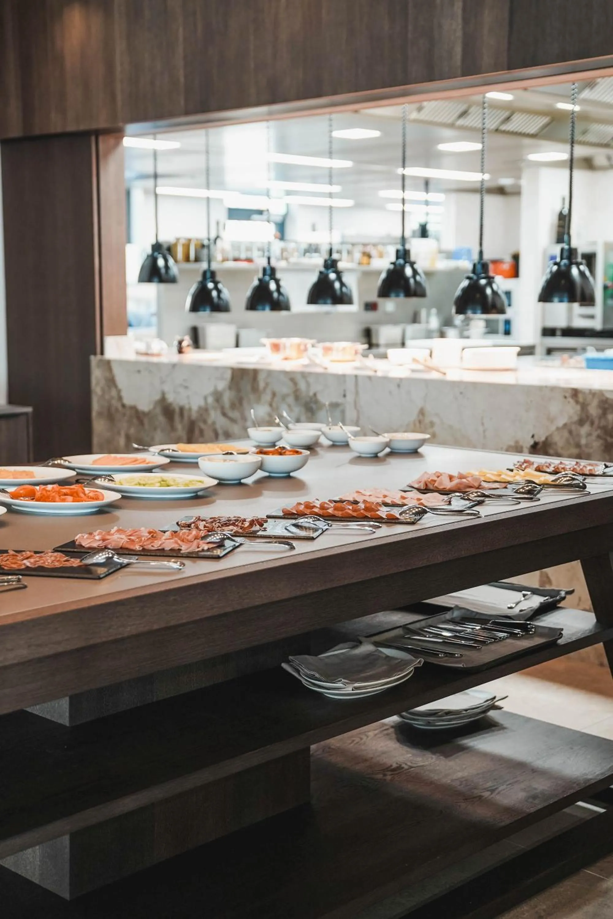 Breakfast in Badia Hill