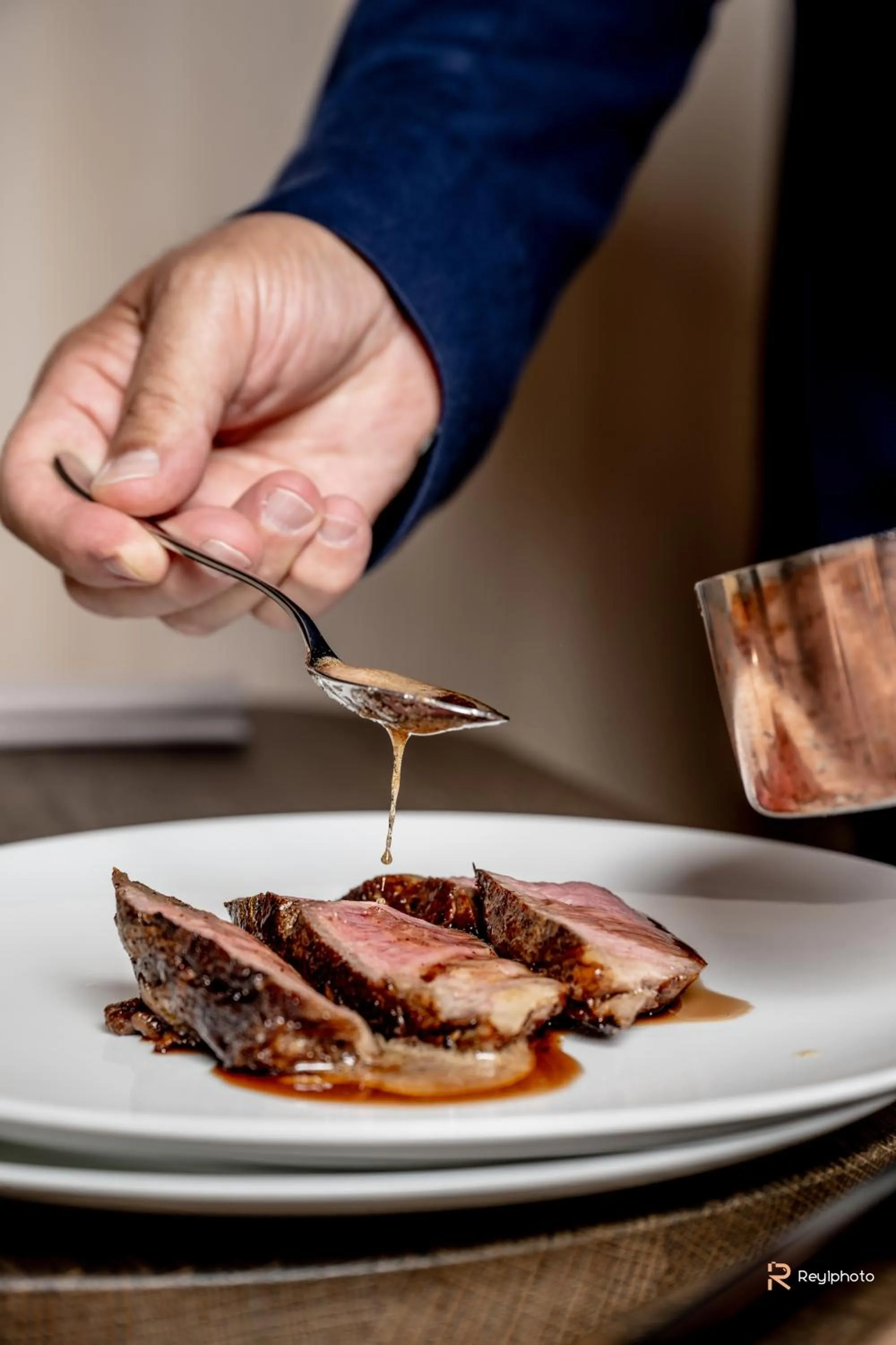 Restaurant/places to eat in Badia Hill