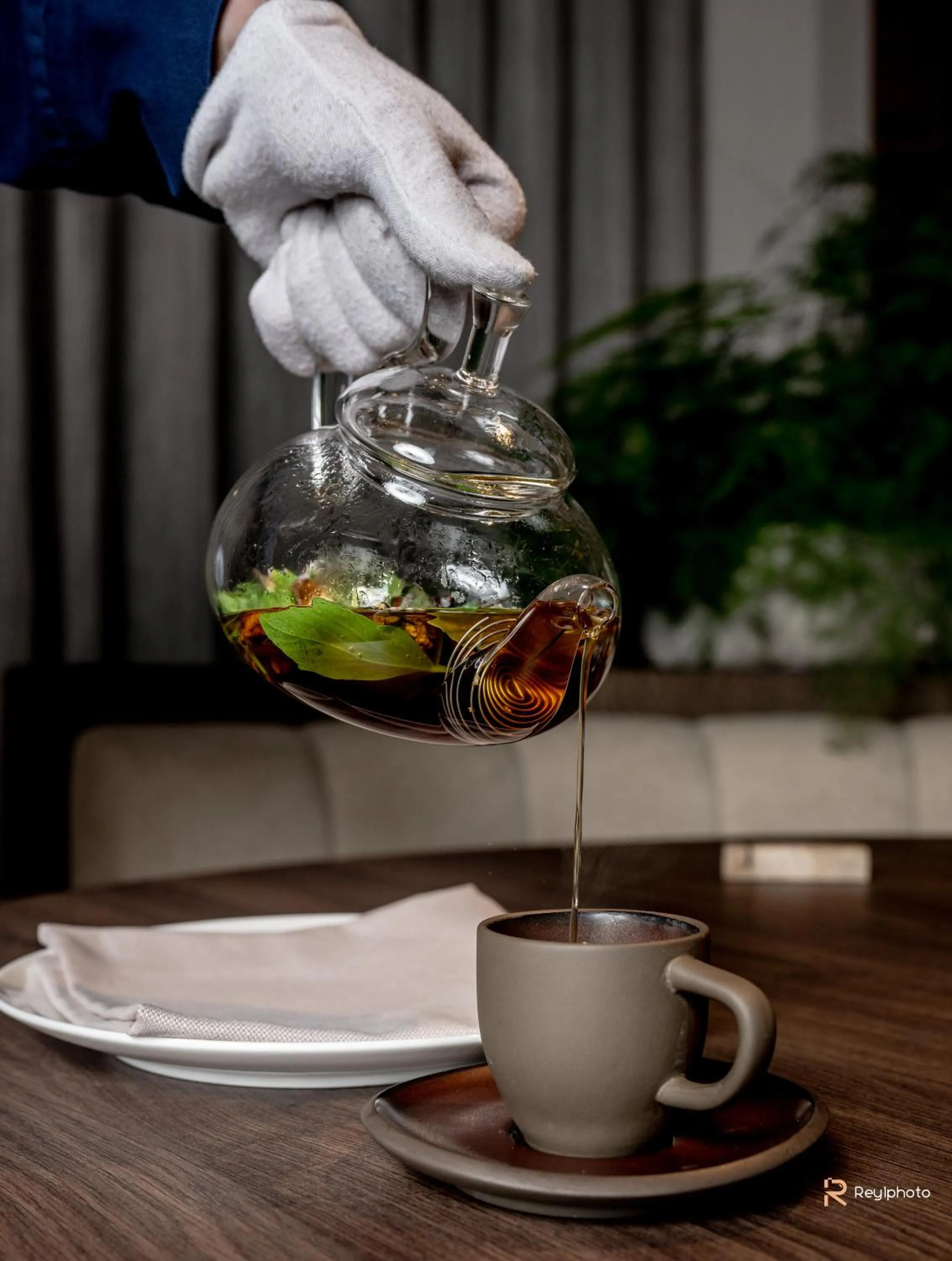 Restaurant/places to eat in Badia Hill