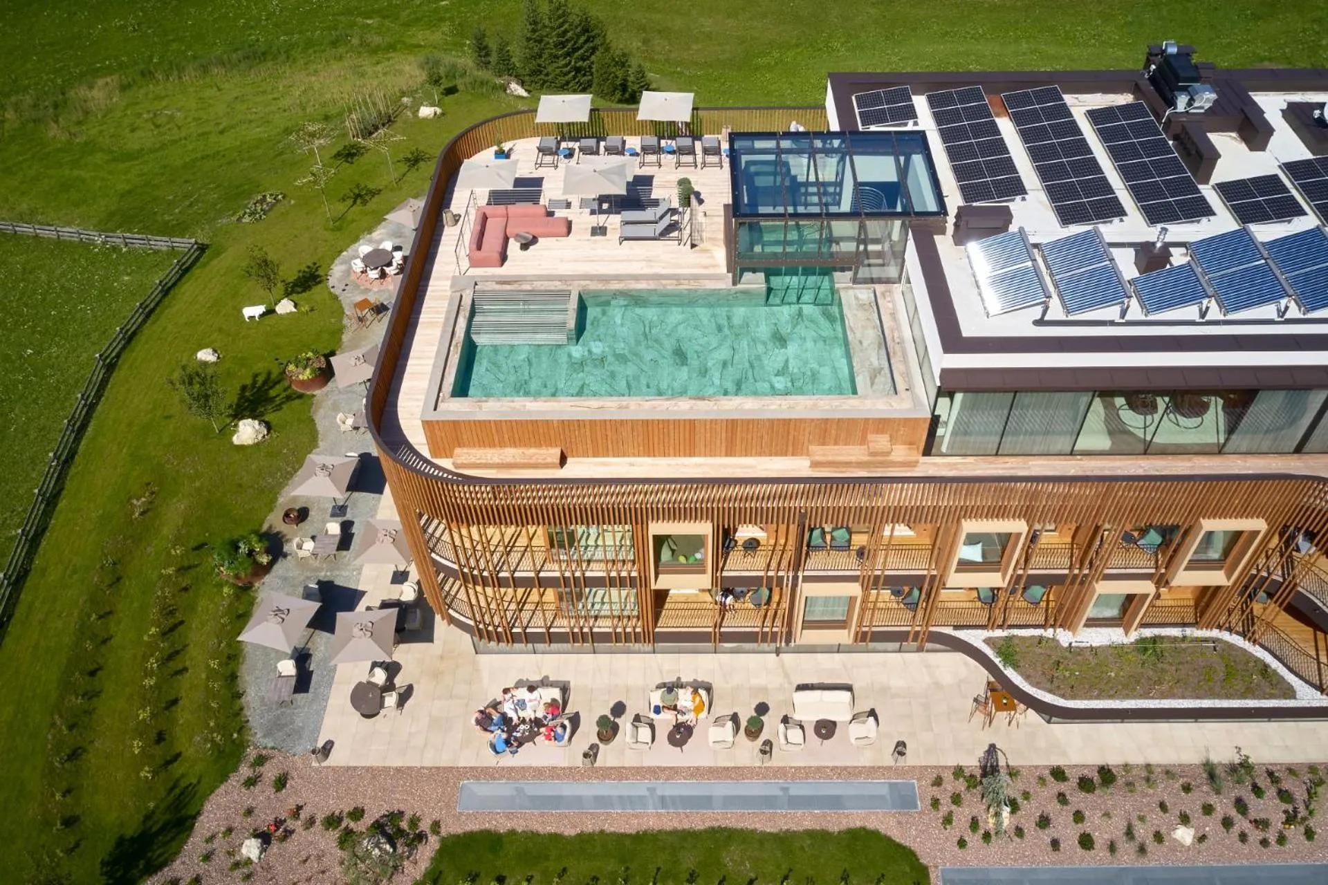 Swimming pool in Badia Hill