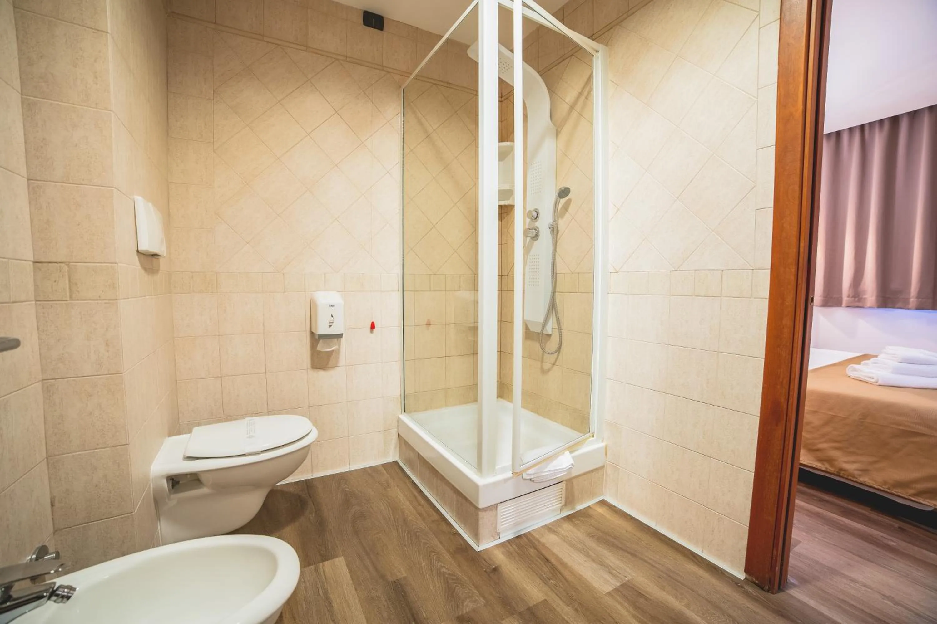 Bathroom in Hotel Continental