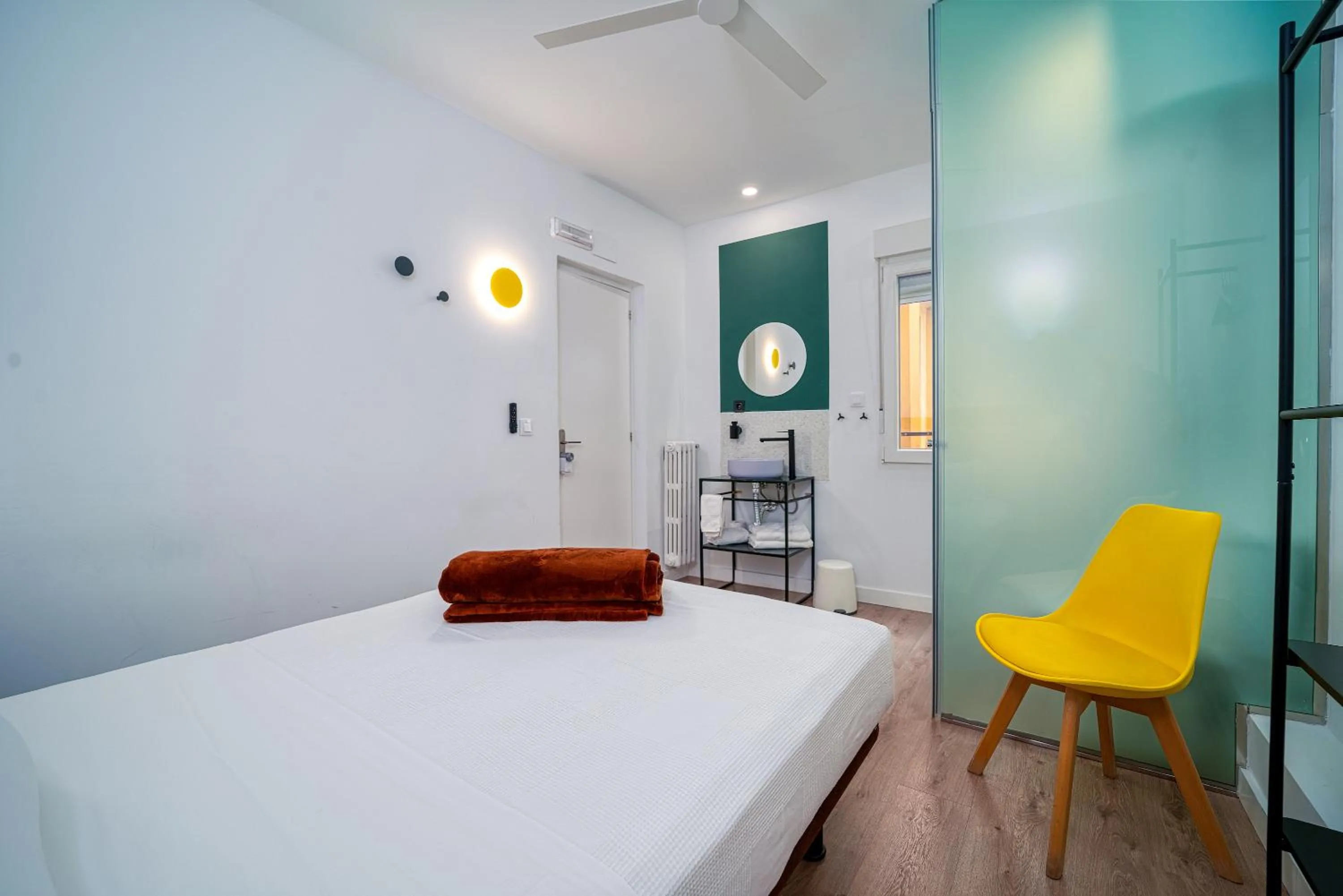 Toilet in AngelitoMAD