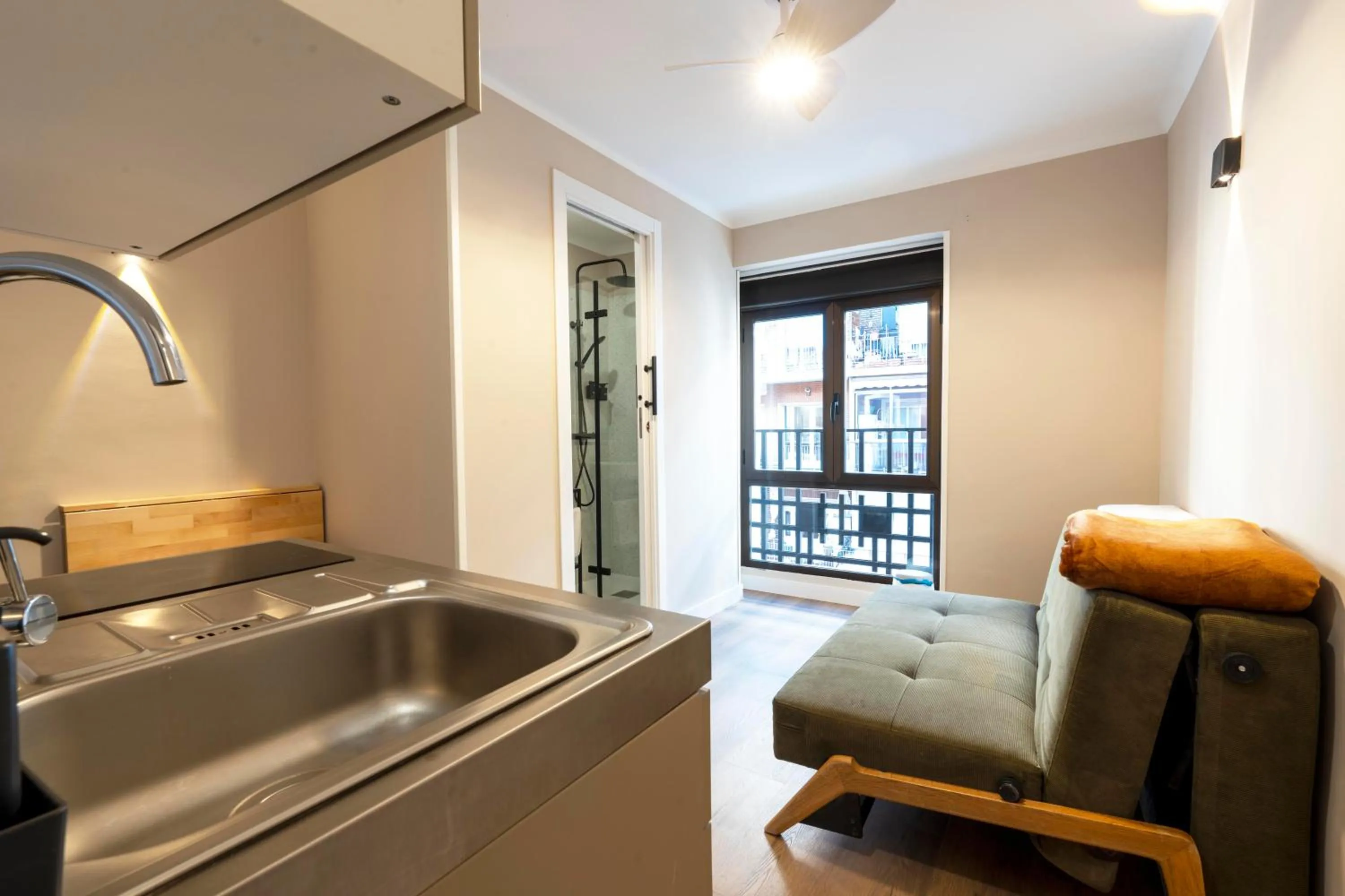 Living room in Negresco Plaza España