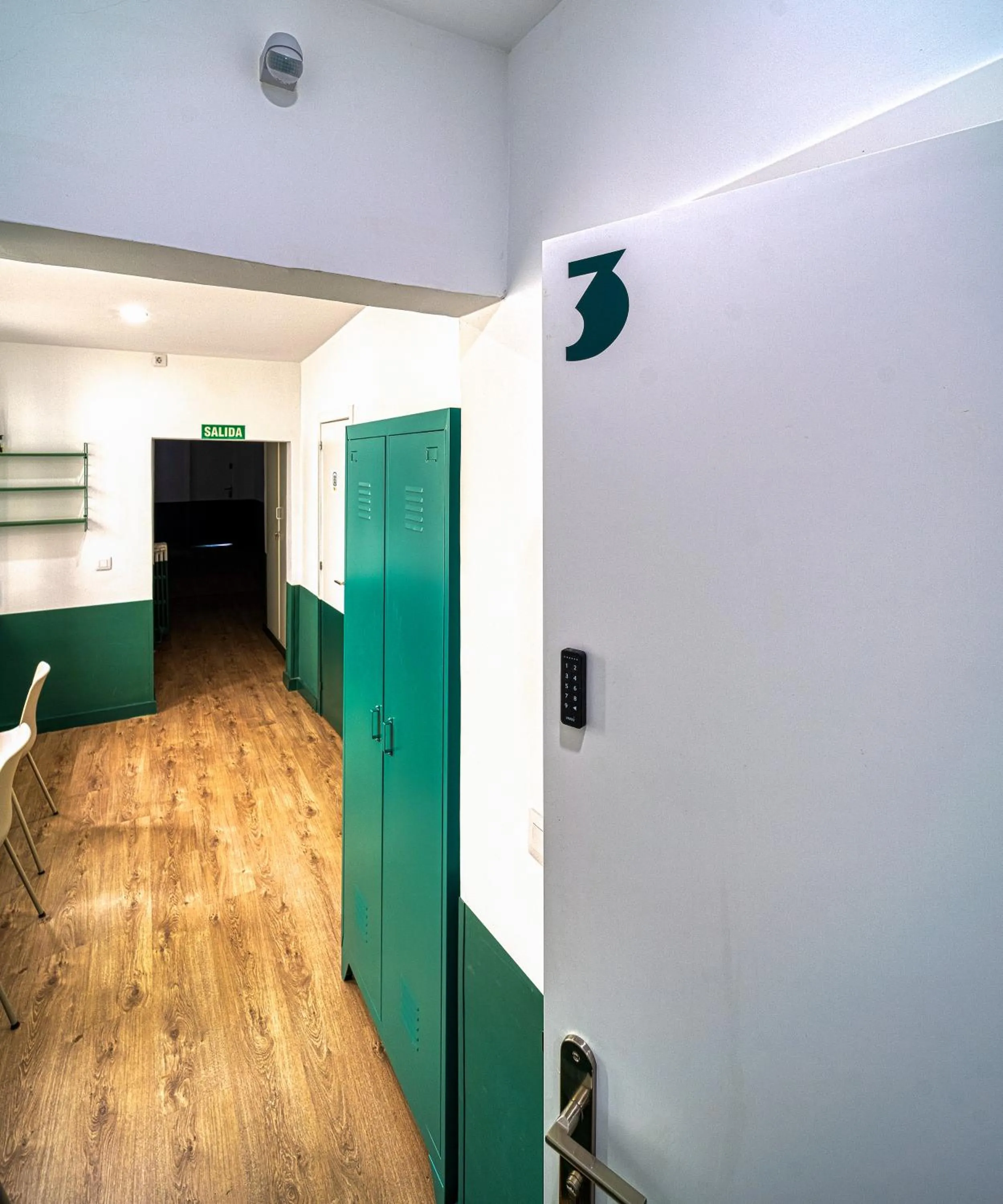 Communal lounge/ TV room in AngelitoMAD