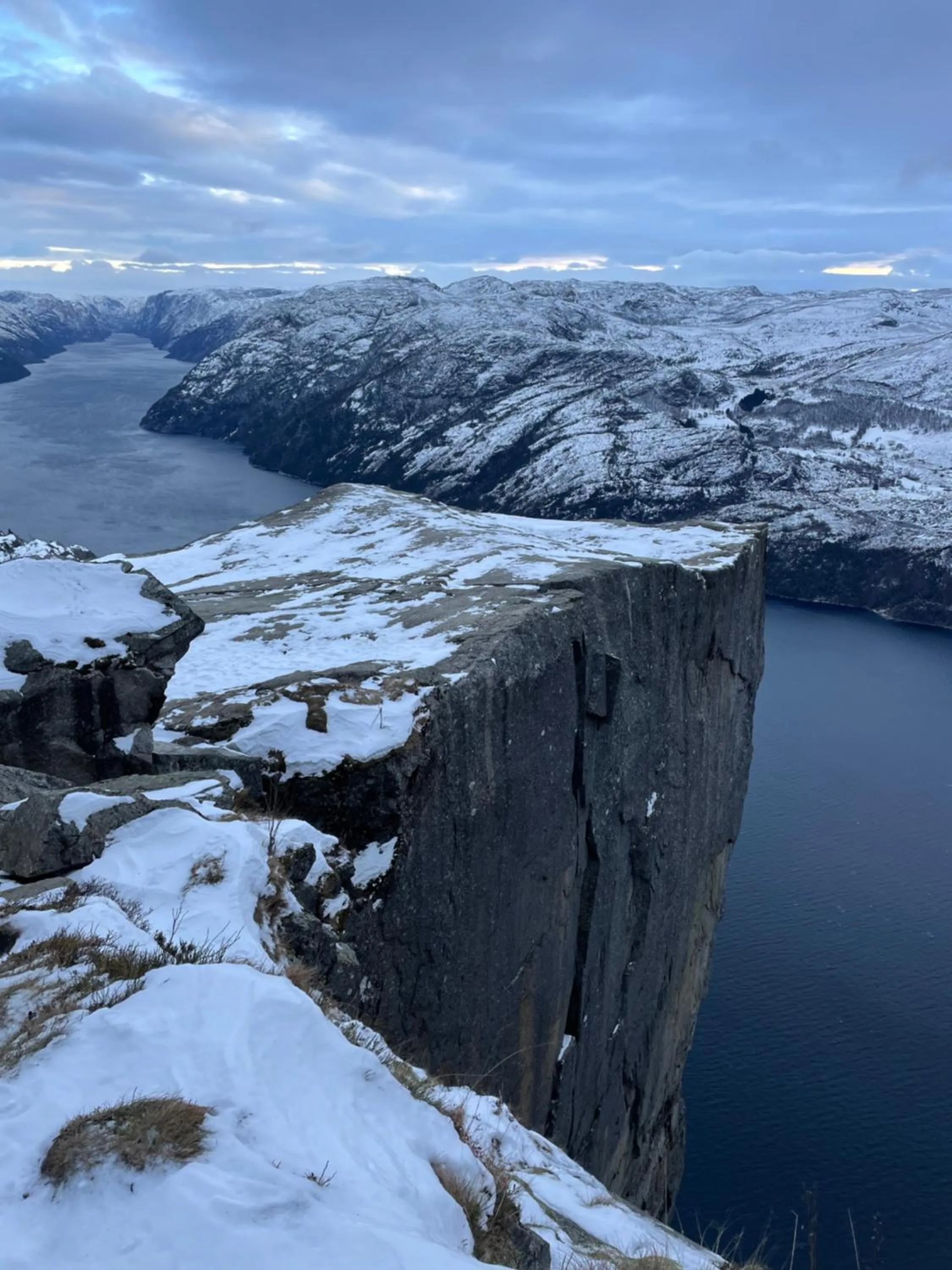 Hiking in RoaldsPiren Stavanger