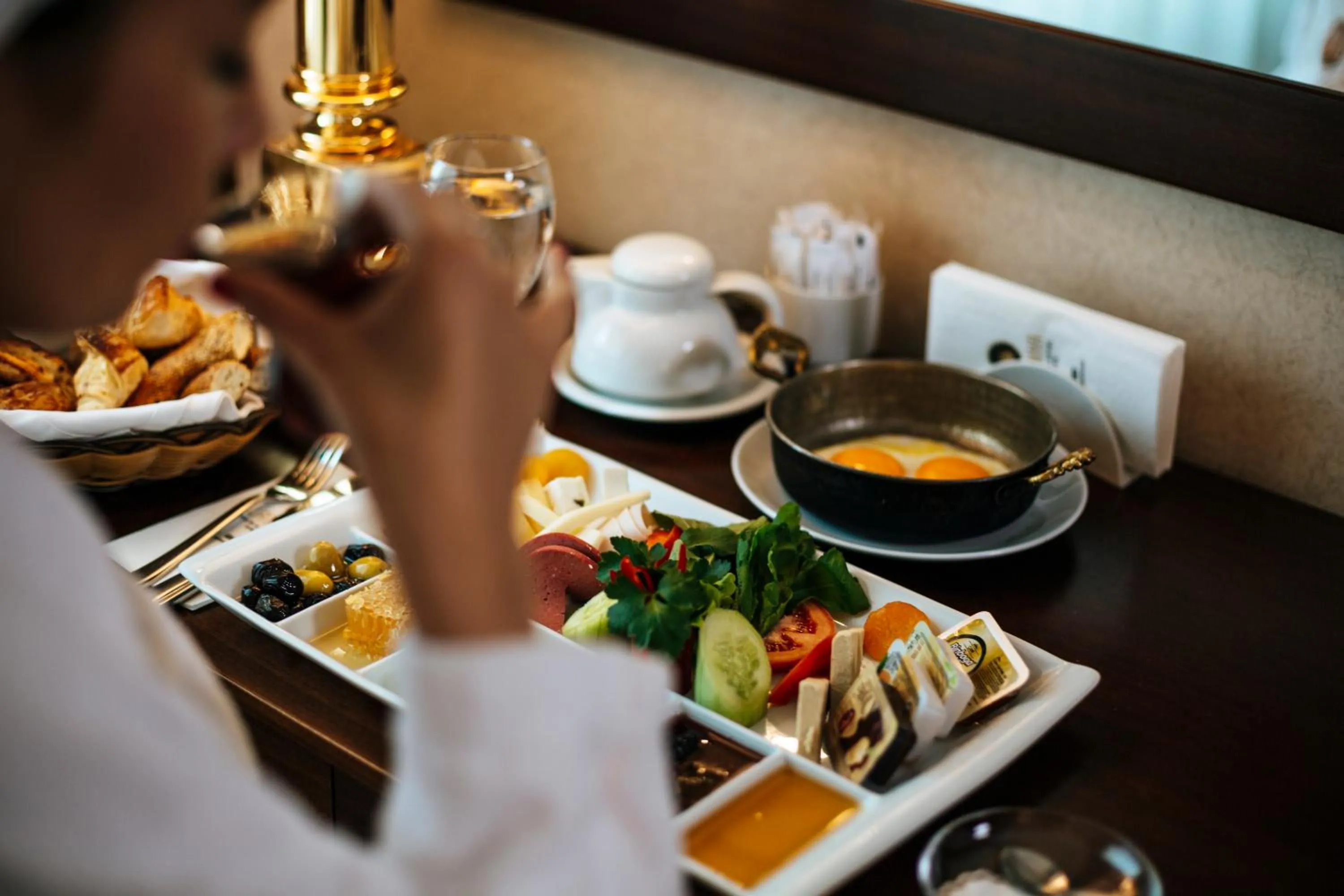 Food and drinks in Latanya Palm & SPA Airport Antalya