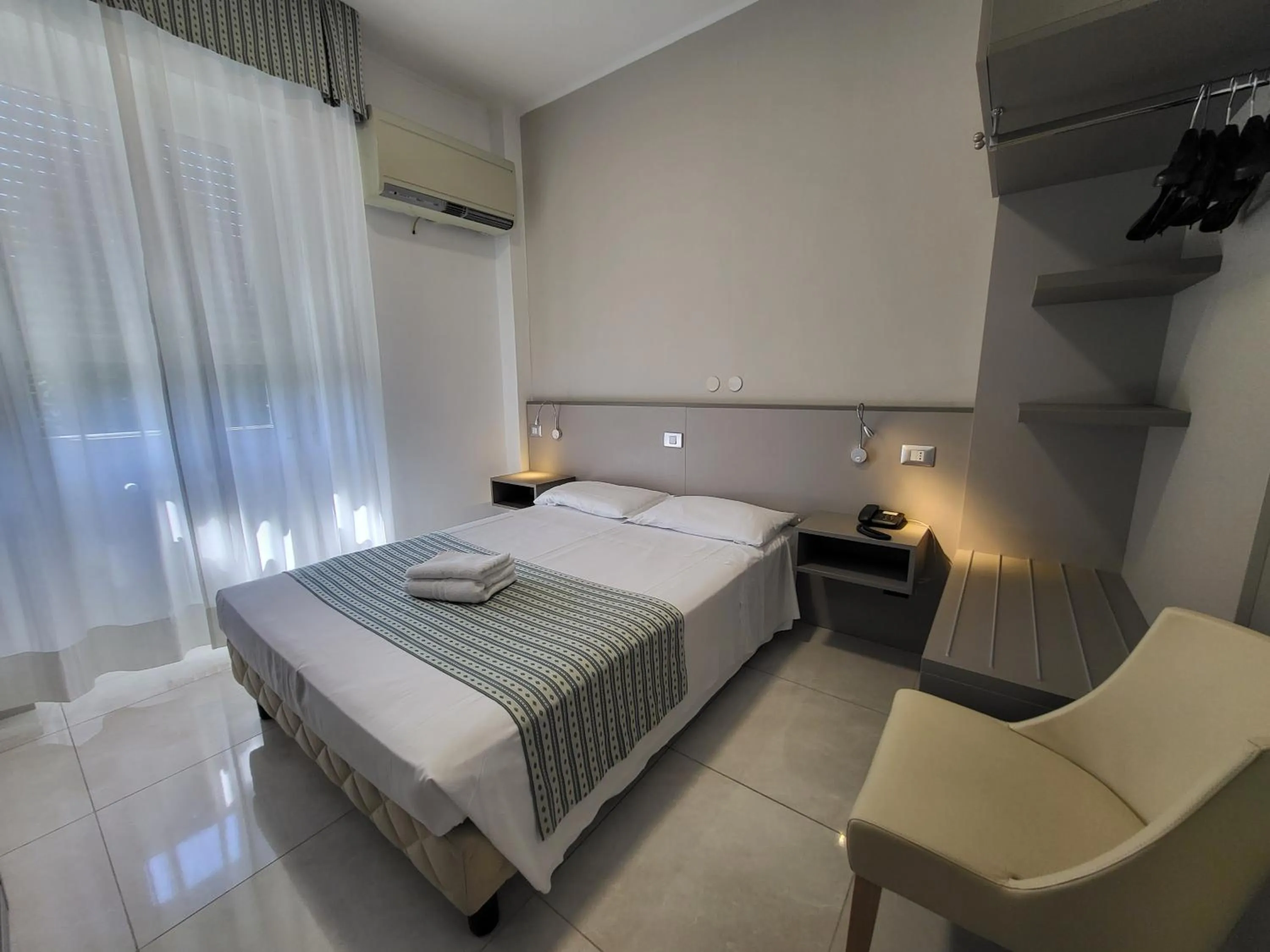 Bed in Hotel Dei Fiori