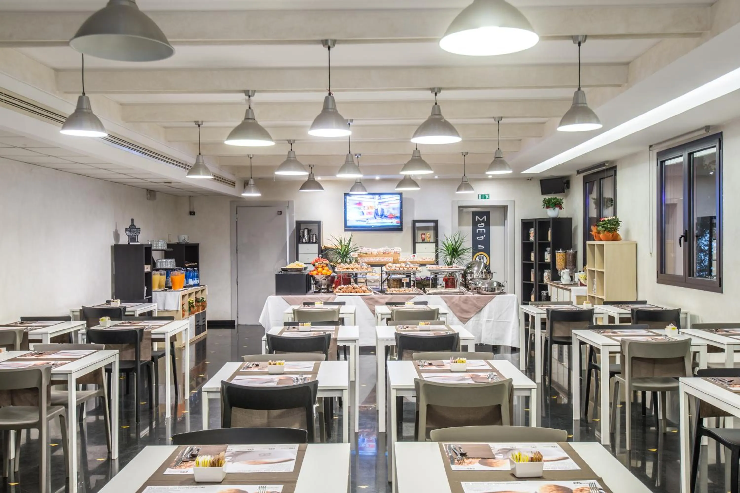 Restaurant/places to eat in As Hotel Cambiago