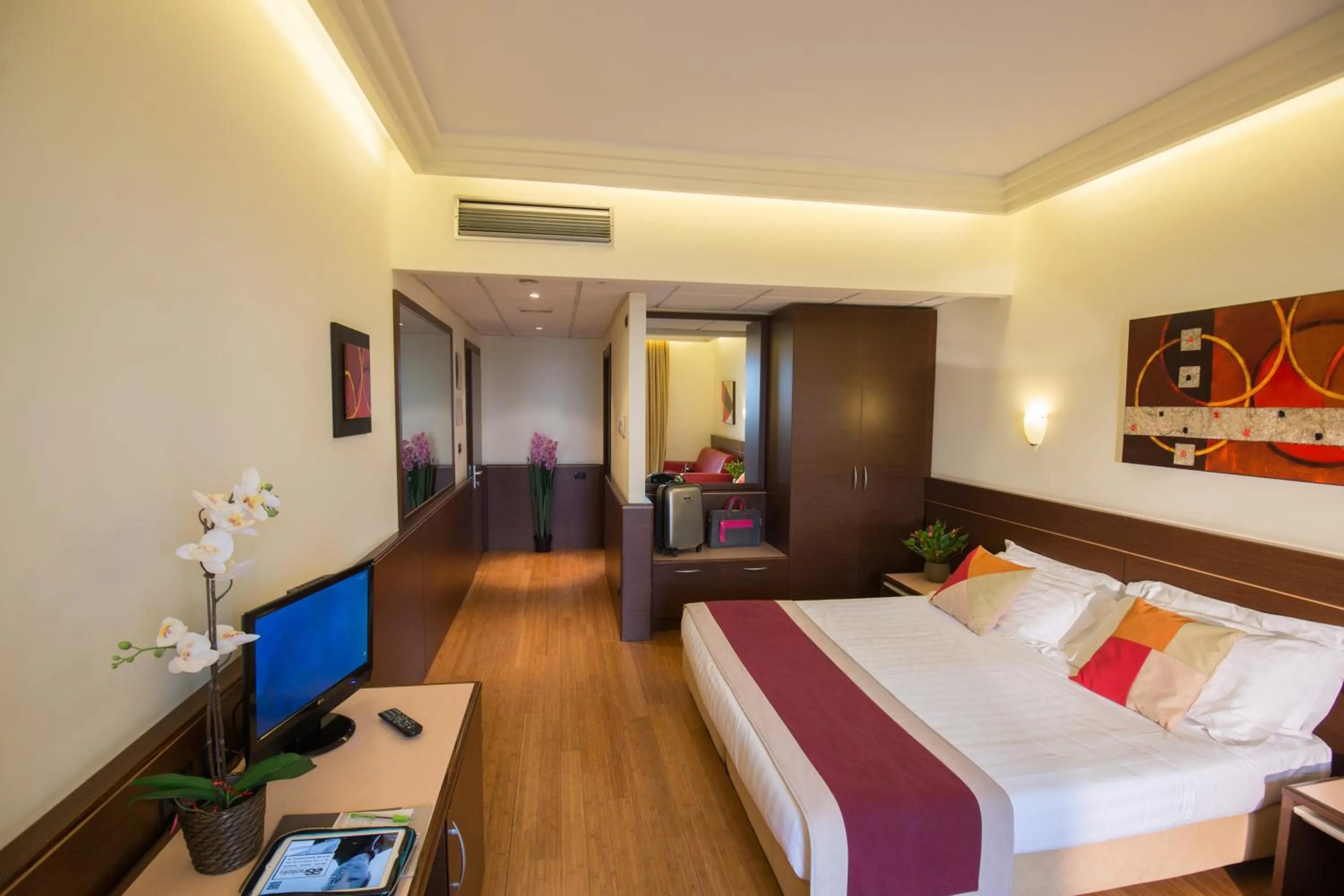 Photo of the whole room, Bed in As Hotel Cambiago