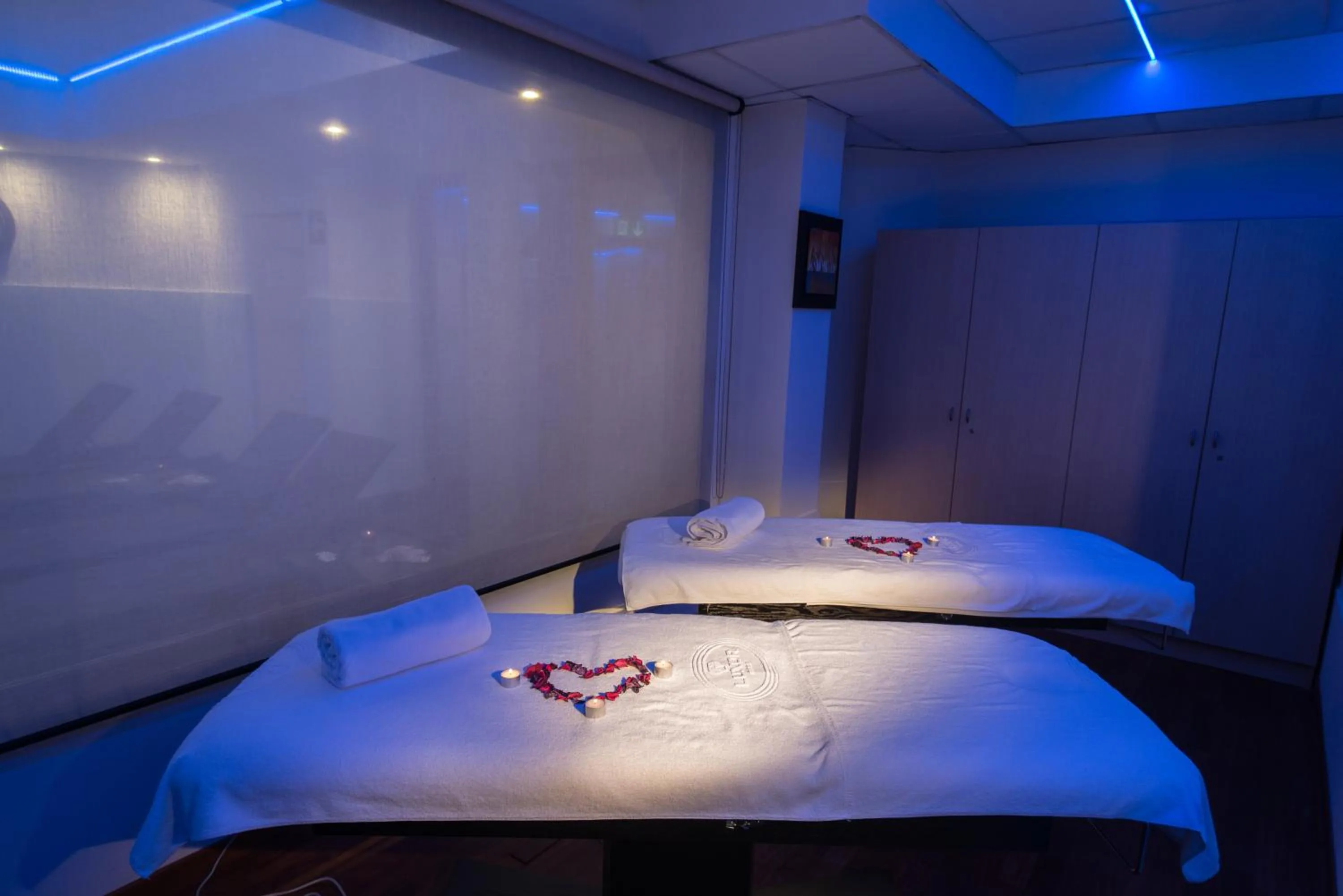 Spa and wellness centre/facilities, Bed in As Hotel Cambiago