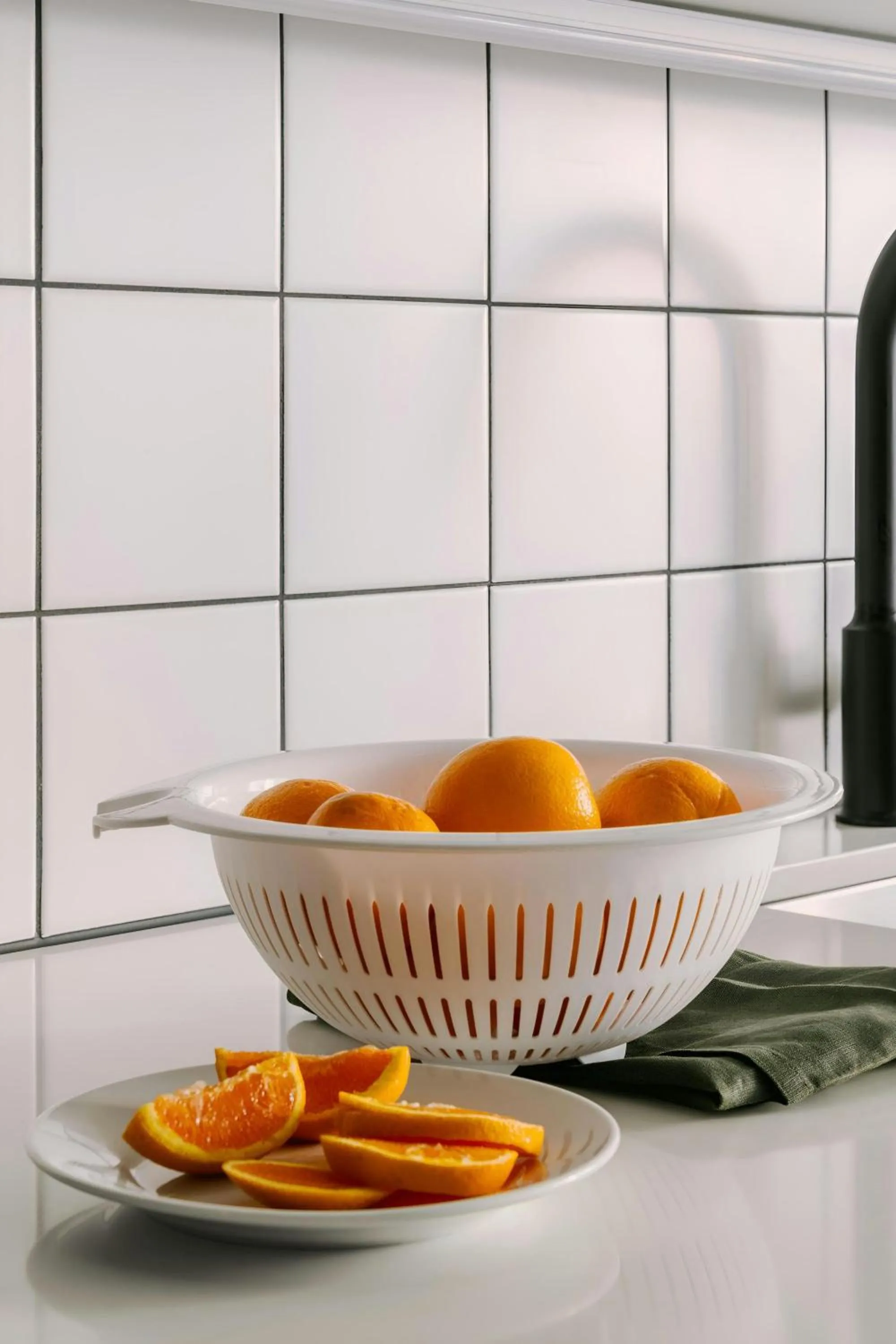 Kitchen or kitchenette in Sonder by Marriott Bonvoy The Opal Apartments River North