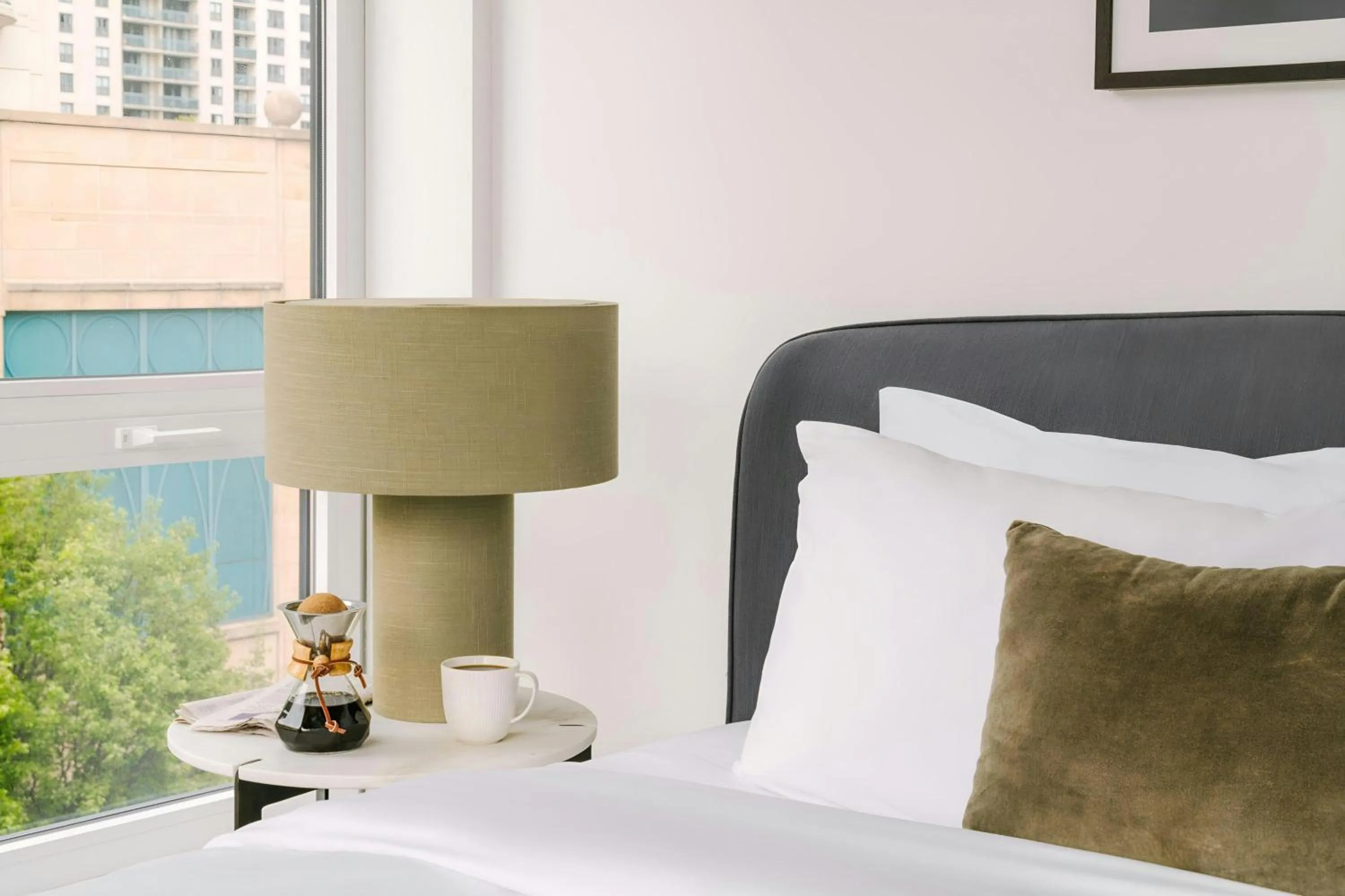 Bedroom, Bed in Sonder by Marriott Bonvoy The Opal Apartments River North