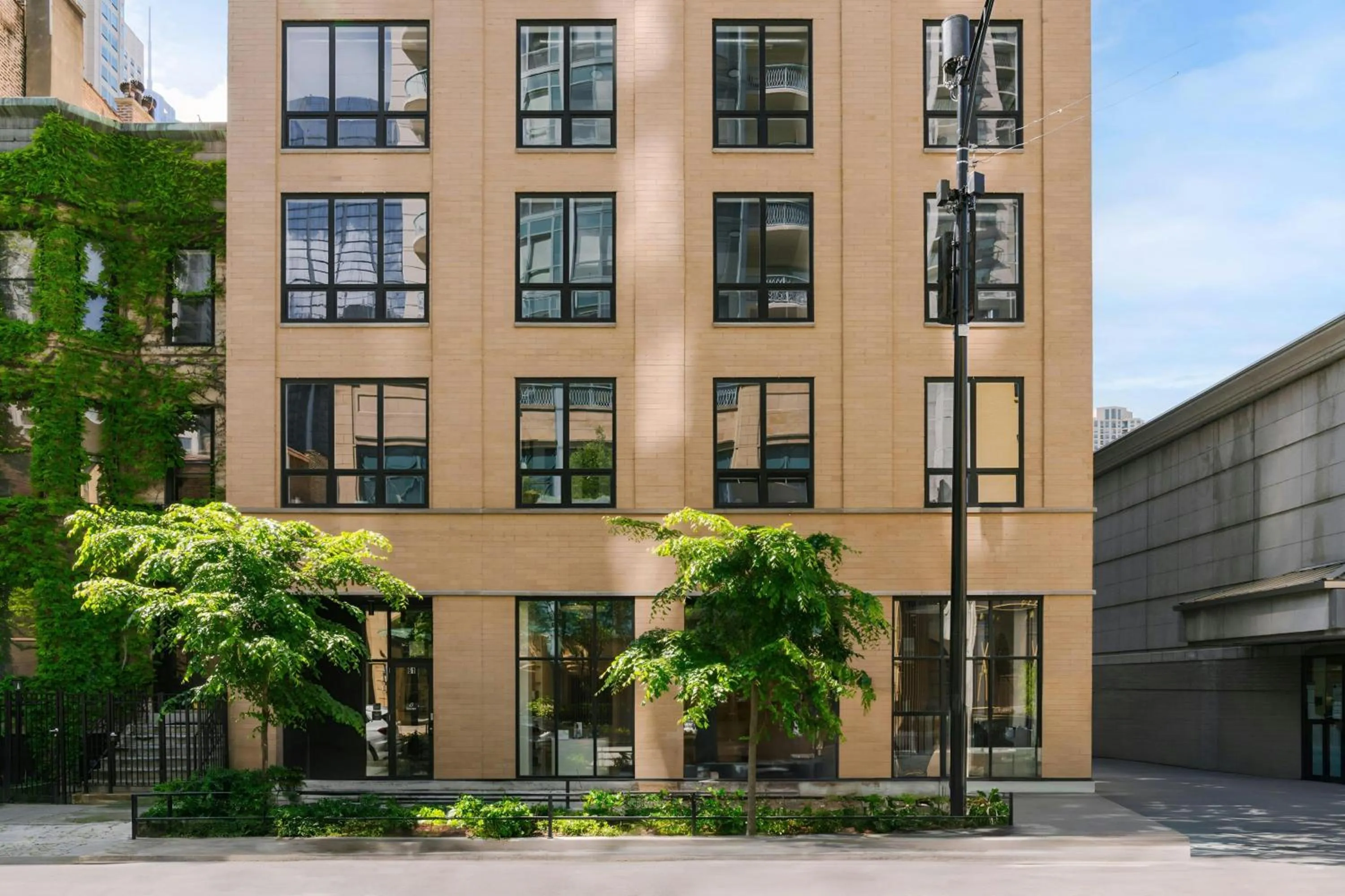 View (from property/room) in Sonder by Marriott Bonvoy The Opal Apartments River North
