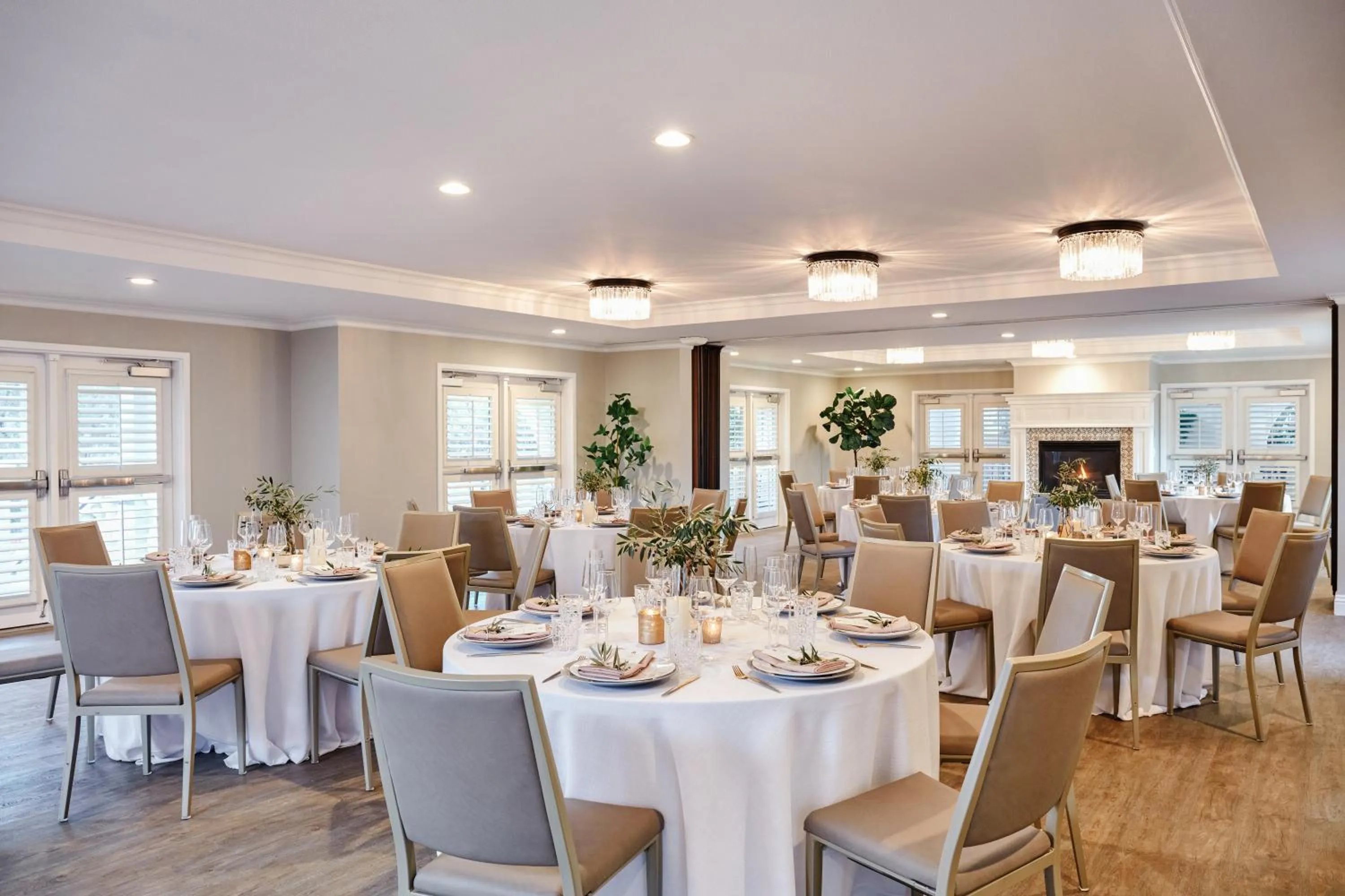 Property building in The Lodge at Healdsburg, Tapestry Collection by Hilton