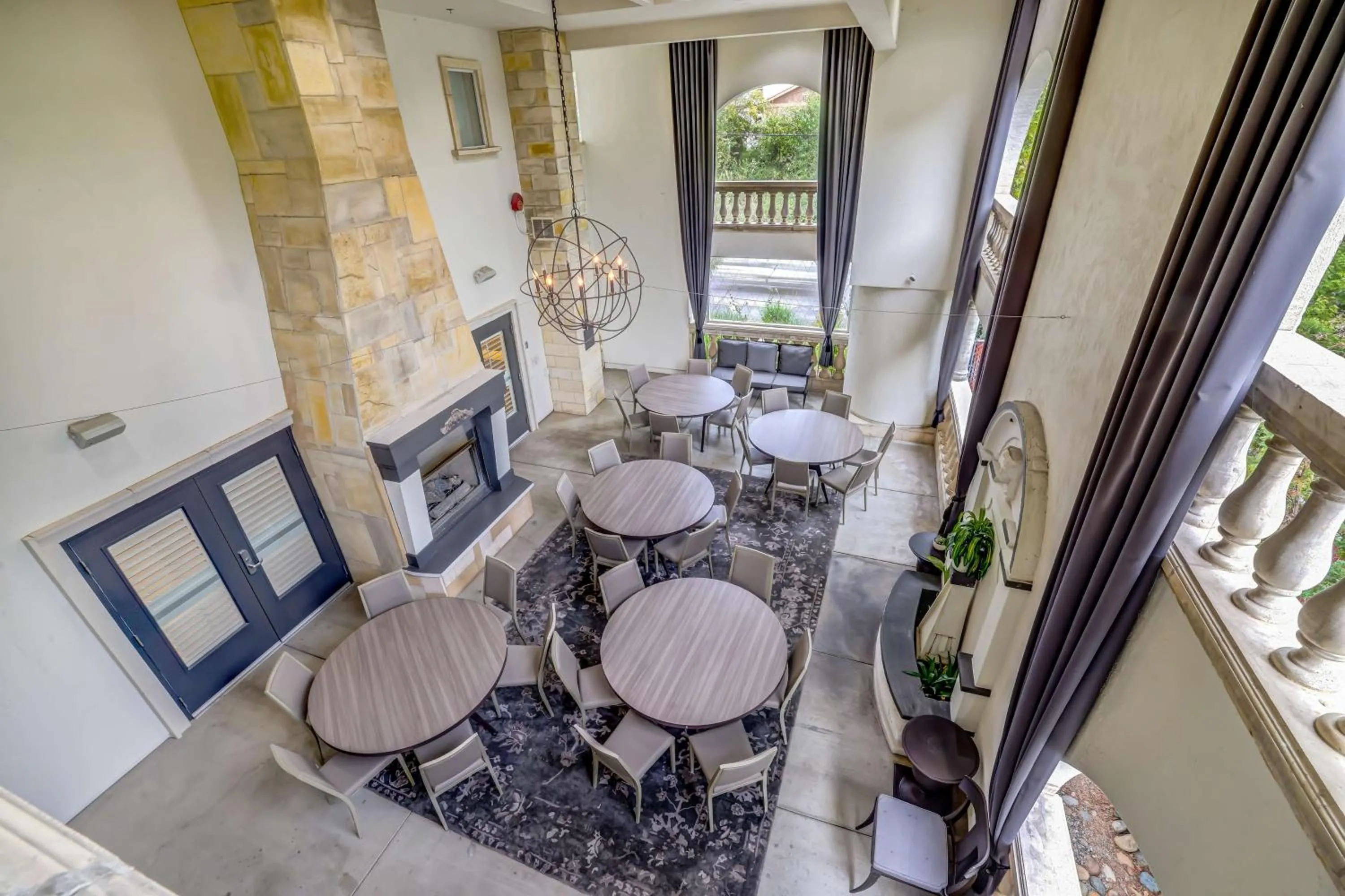 Patio in The Lodge at Healdsburg, Tapestry Collection by Hilton