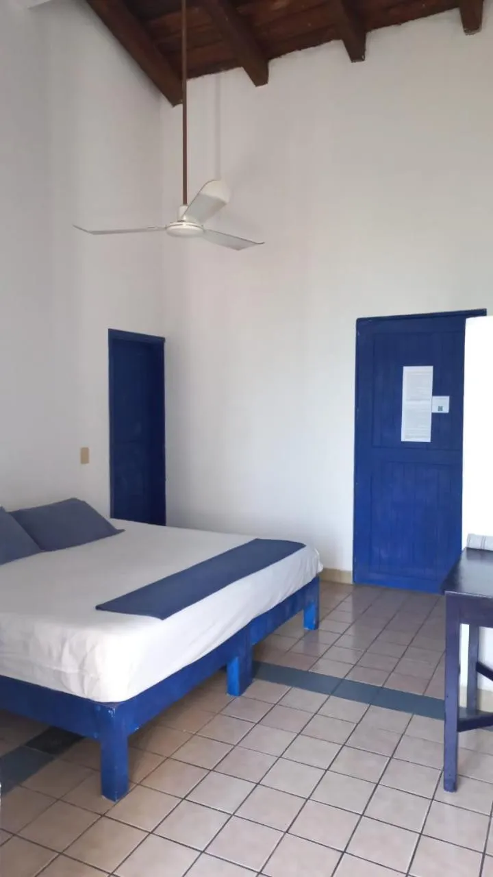 Photo of the whole room in MayFlower Hotel & Hostal