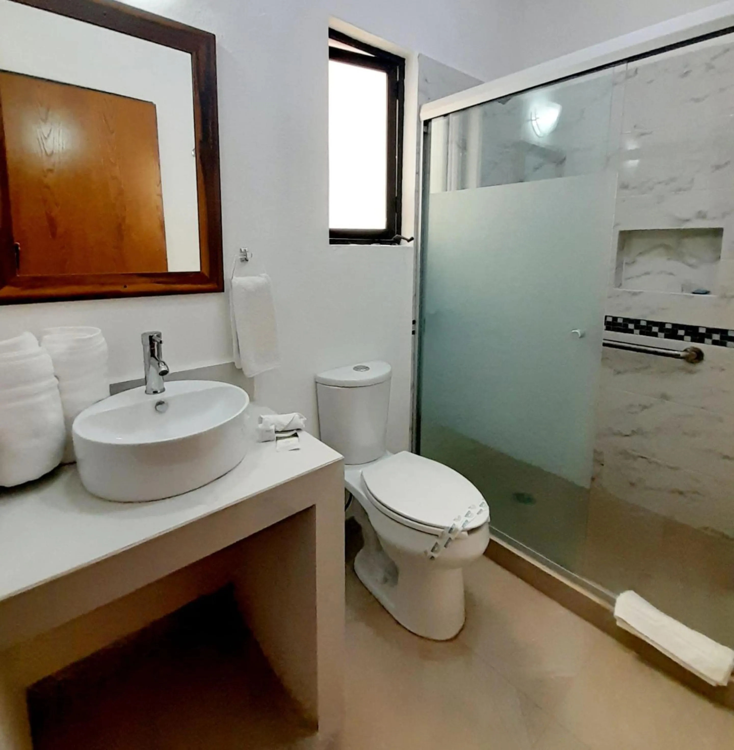 Shower in Hotel La Lejona