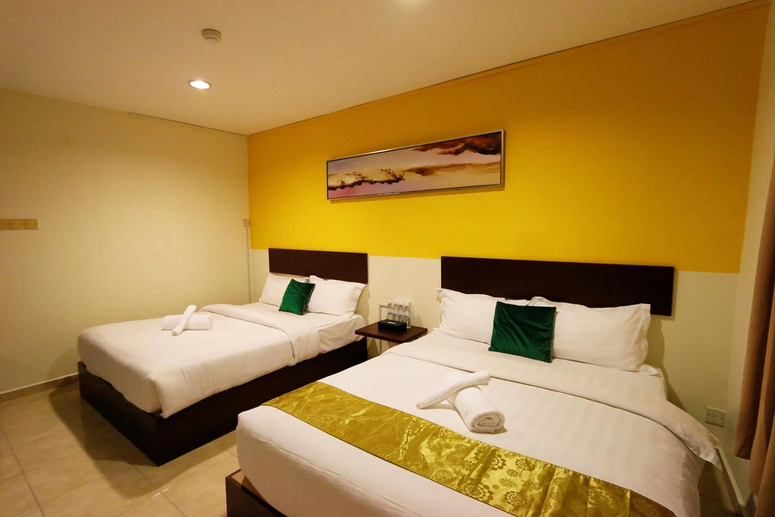 Bed in Golden Roof Hotel Falim Ipoh