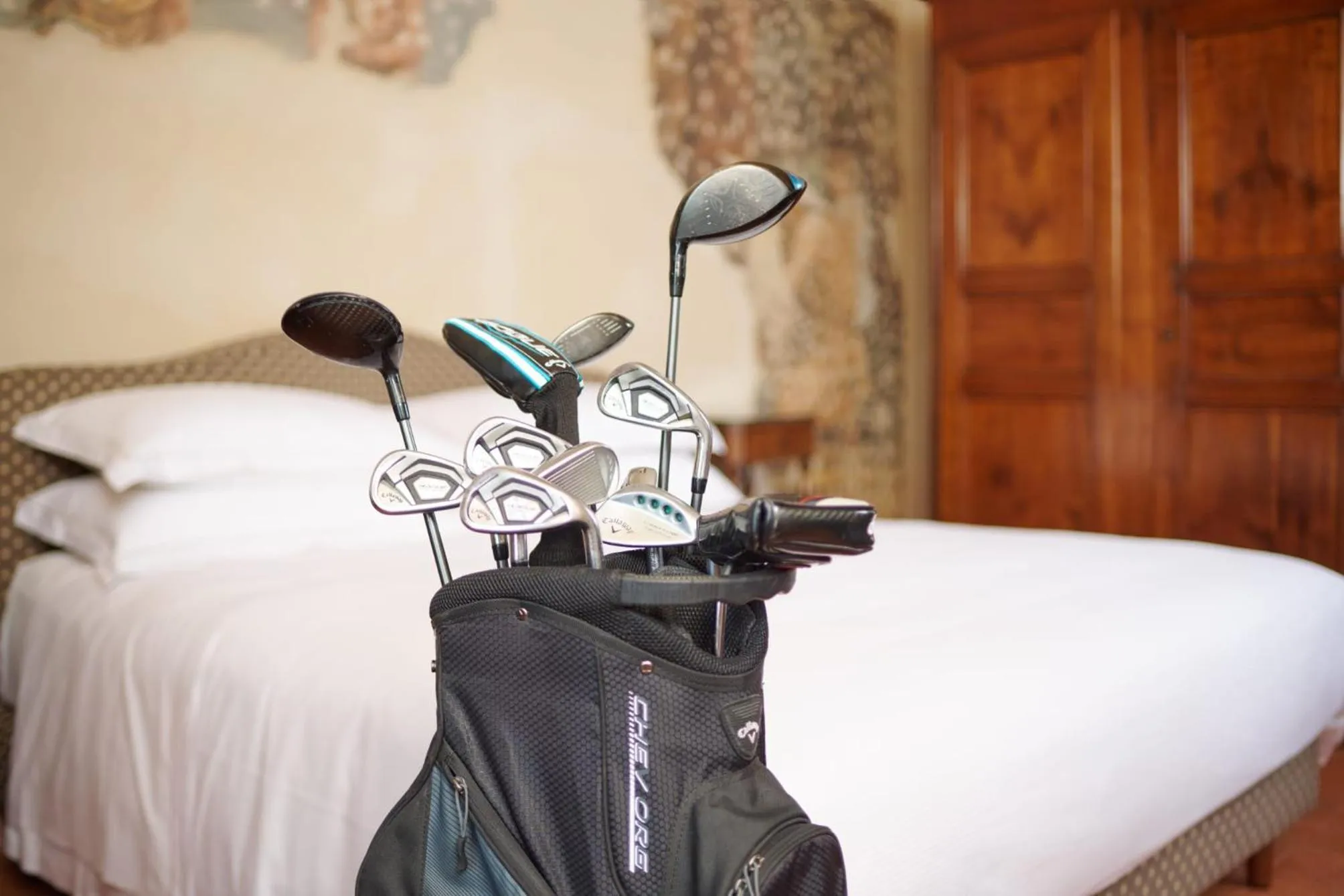 Golfcourse, Bed in QC Grand Hotel Villa Arzaga Garda Spa & Golf