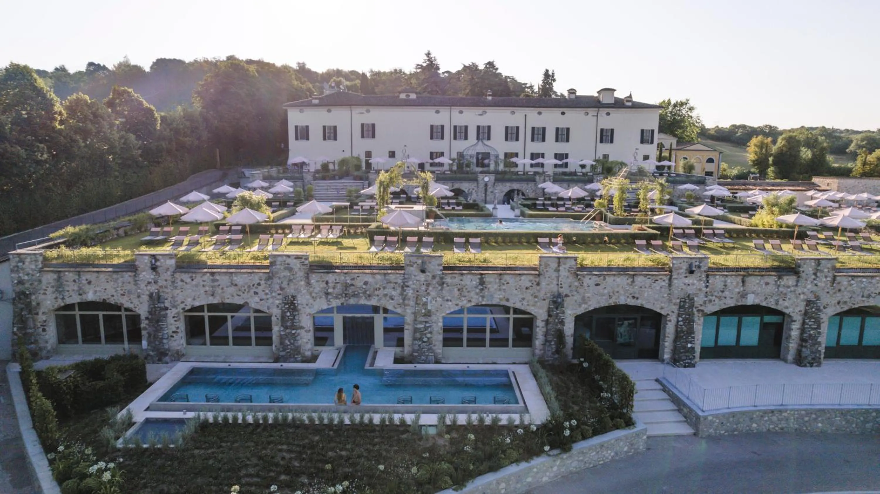 Property building in QC Grand Hotel Villa Arzaga Garda Spa & Golf