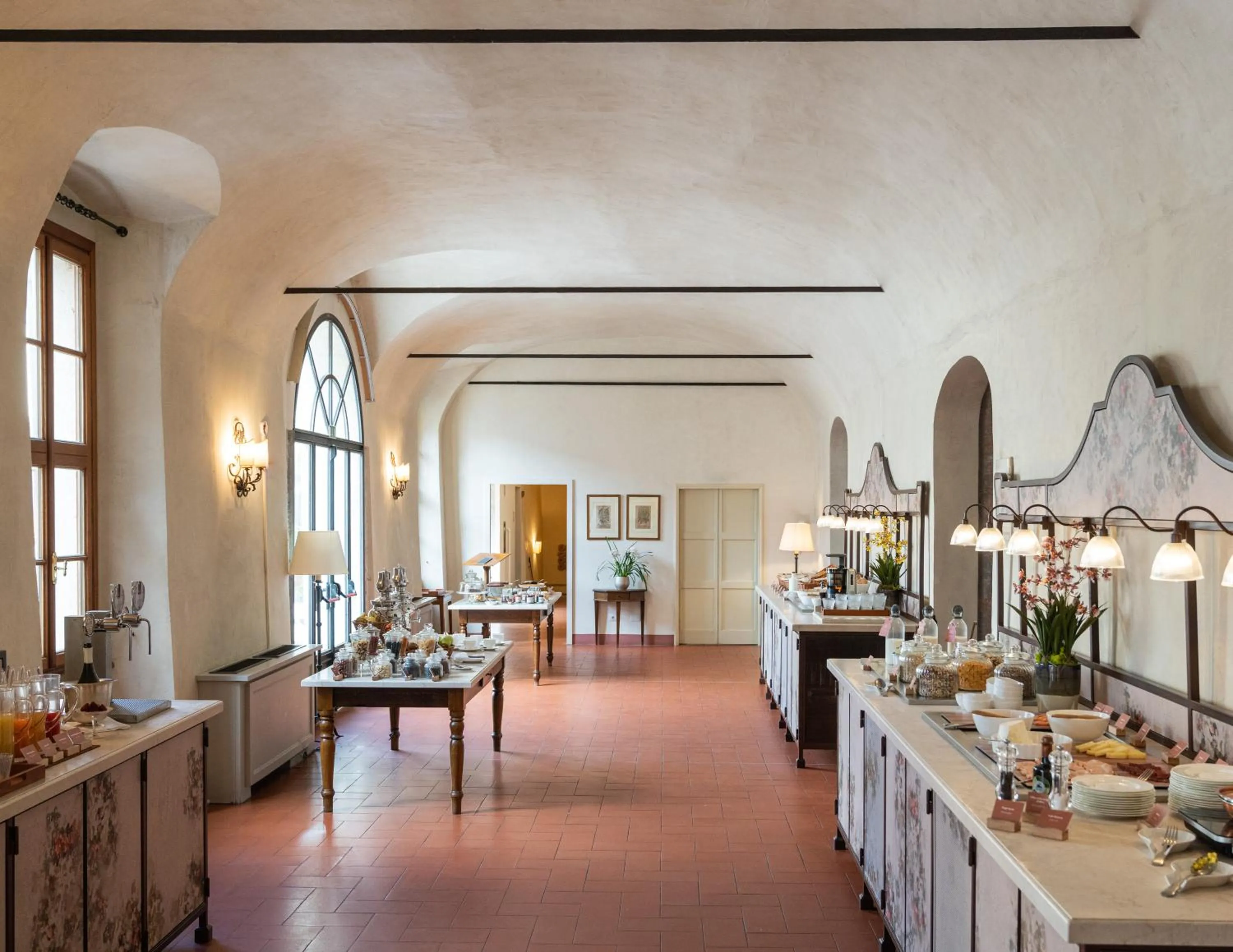 Breakfast in QC Grand Hotel Villa Arzaga Garda Spa & Golf