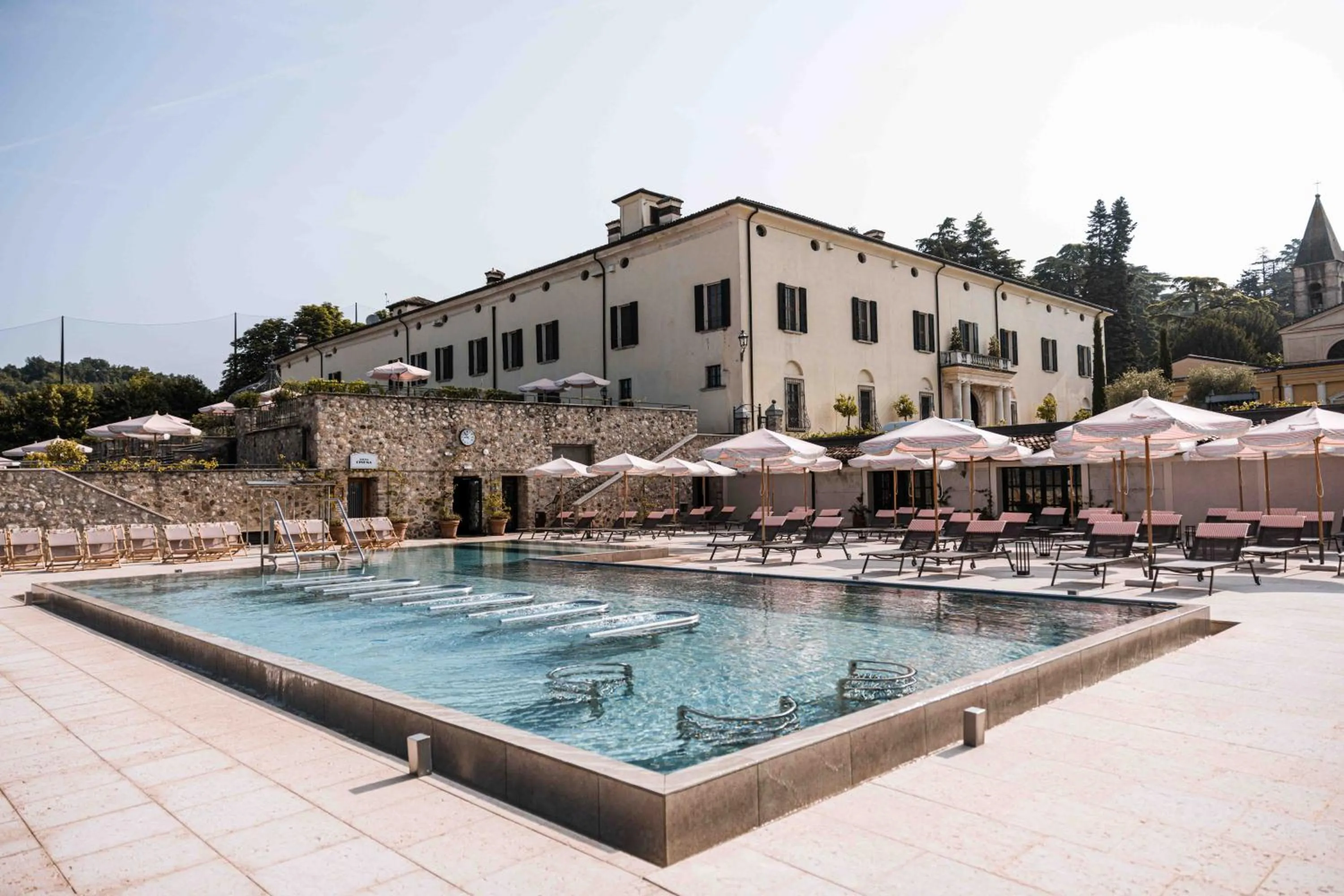 Hot Tub in QC Grand Hotel Villa Arzaga Garda Spa & Golf