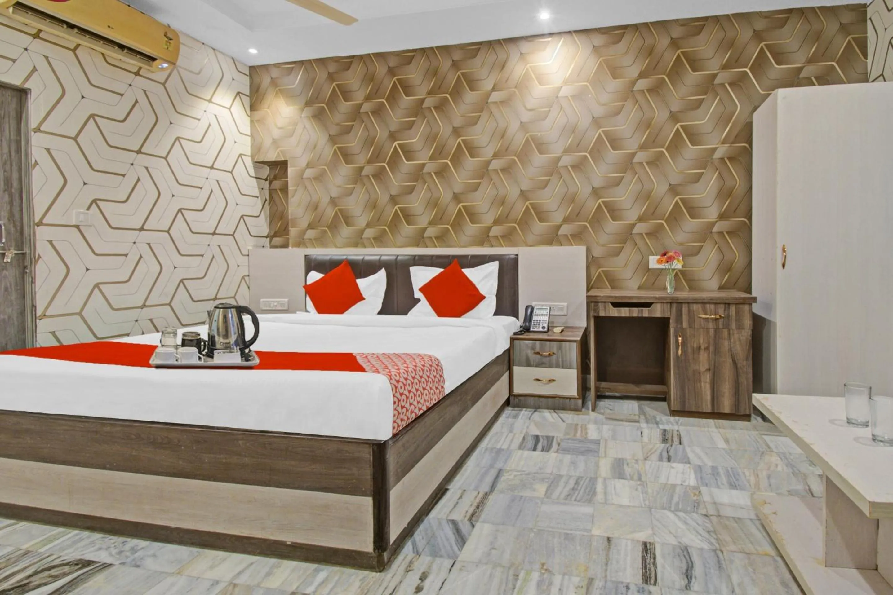 Bedroom, Bed in Hotel O Shree Mangalkamna