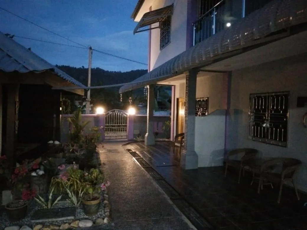 Property building in OCEAN LODGE