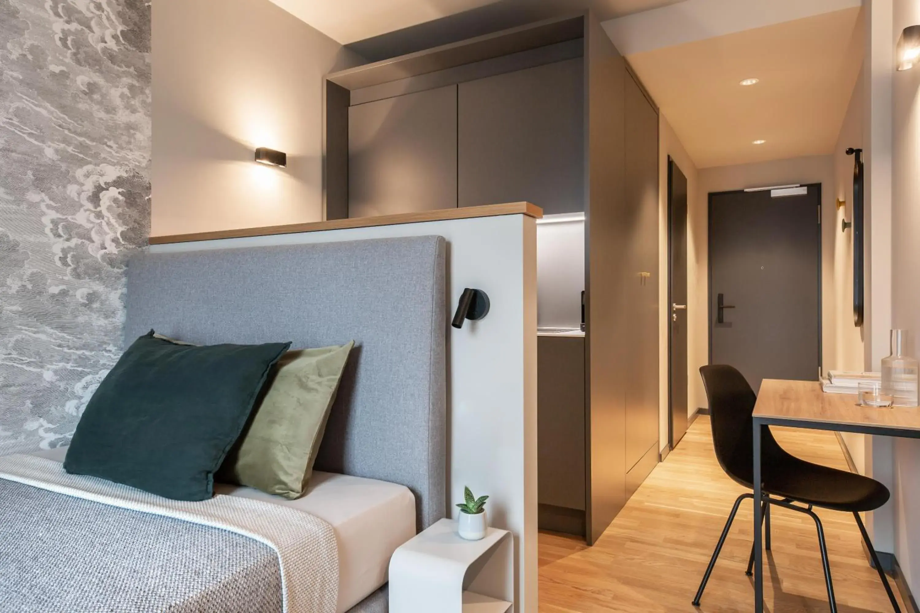 Extra Smart Apartment with Queen Bed and Kitchen in ipartment Berlin Airport HOME by Best Western Extra Smart Apartment with Queen Bed and Kitchen in ipartment Berlin Airport HOME by Best Western