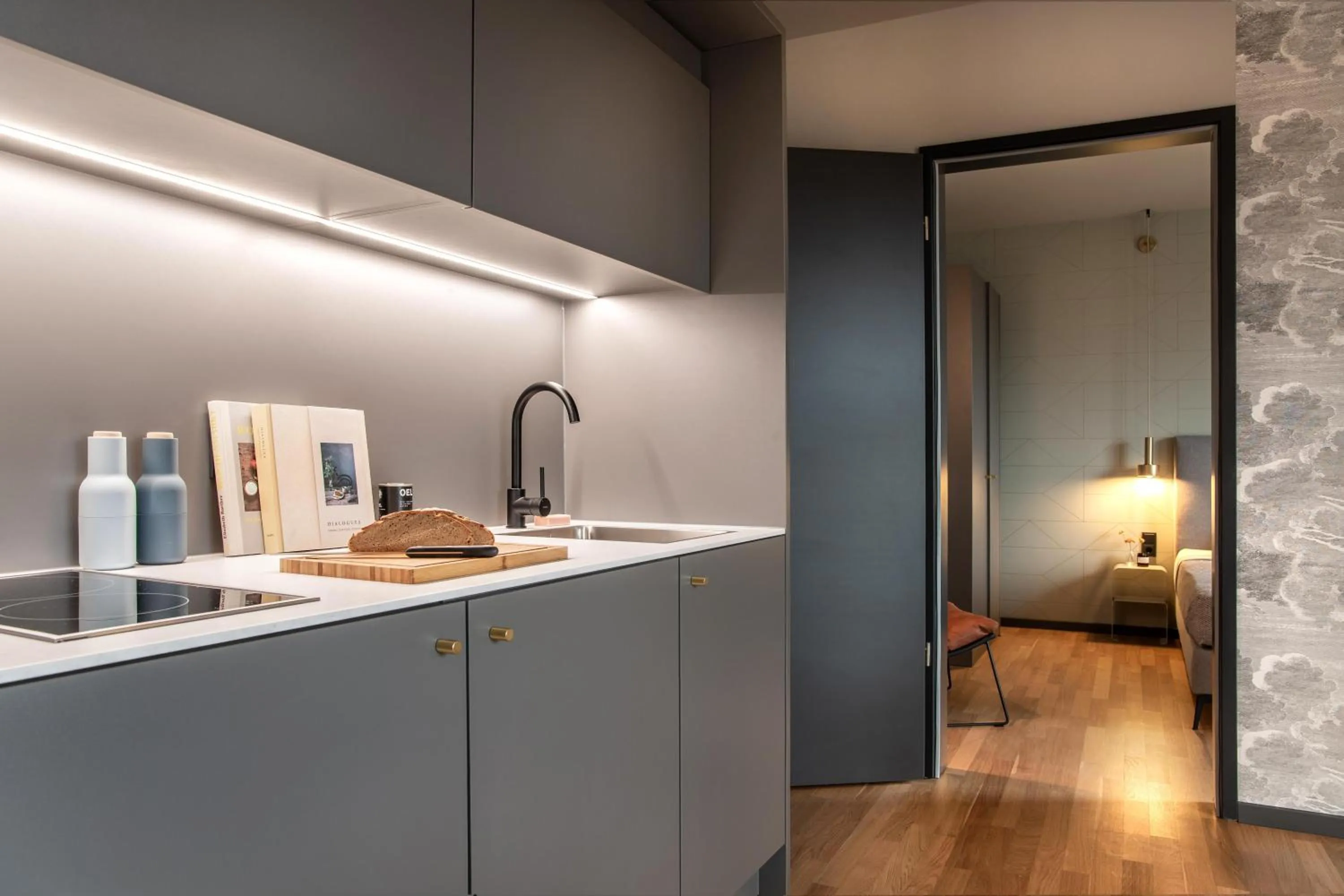 Kitchen or kitchenette in ipartment Berlin Airport HOME by Best Western