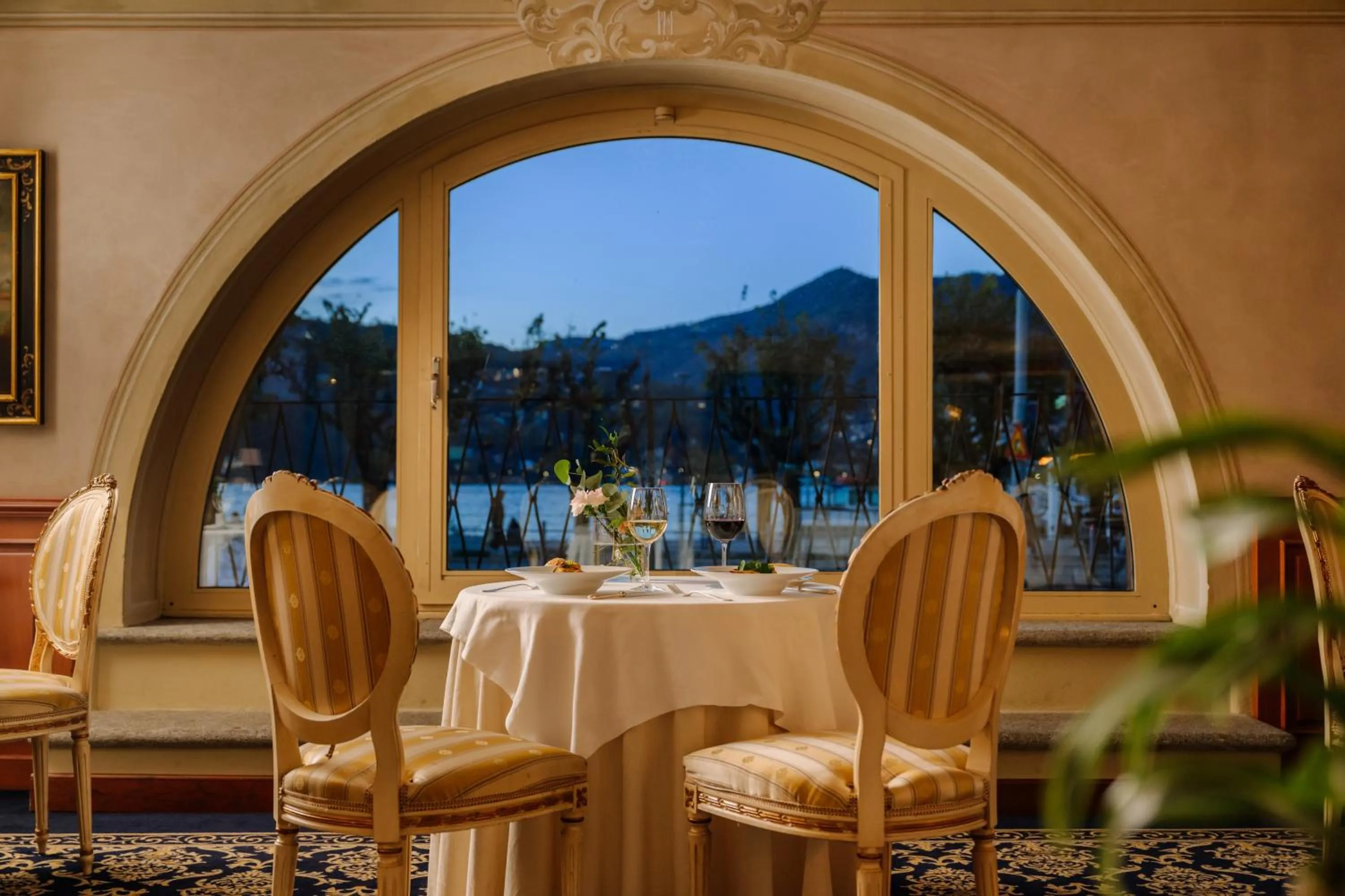 Restaurant/places to eat in Palace Hotel Lake Como