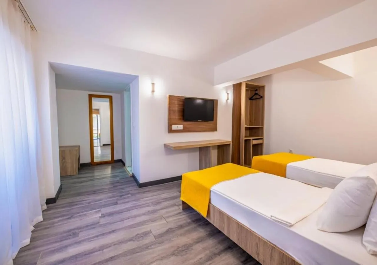 Communal lounge/ TV room, Bed in Maya World Didyma Hotel - Ultra All Inclusive