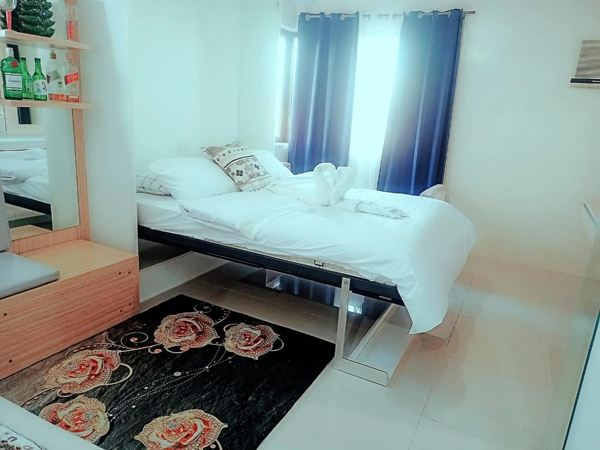 Bed in The persimmon condo