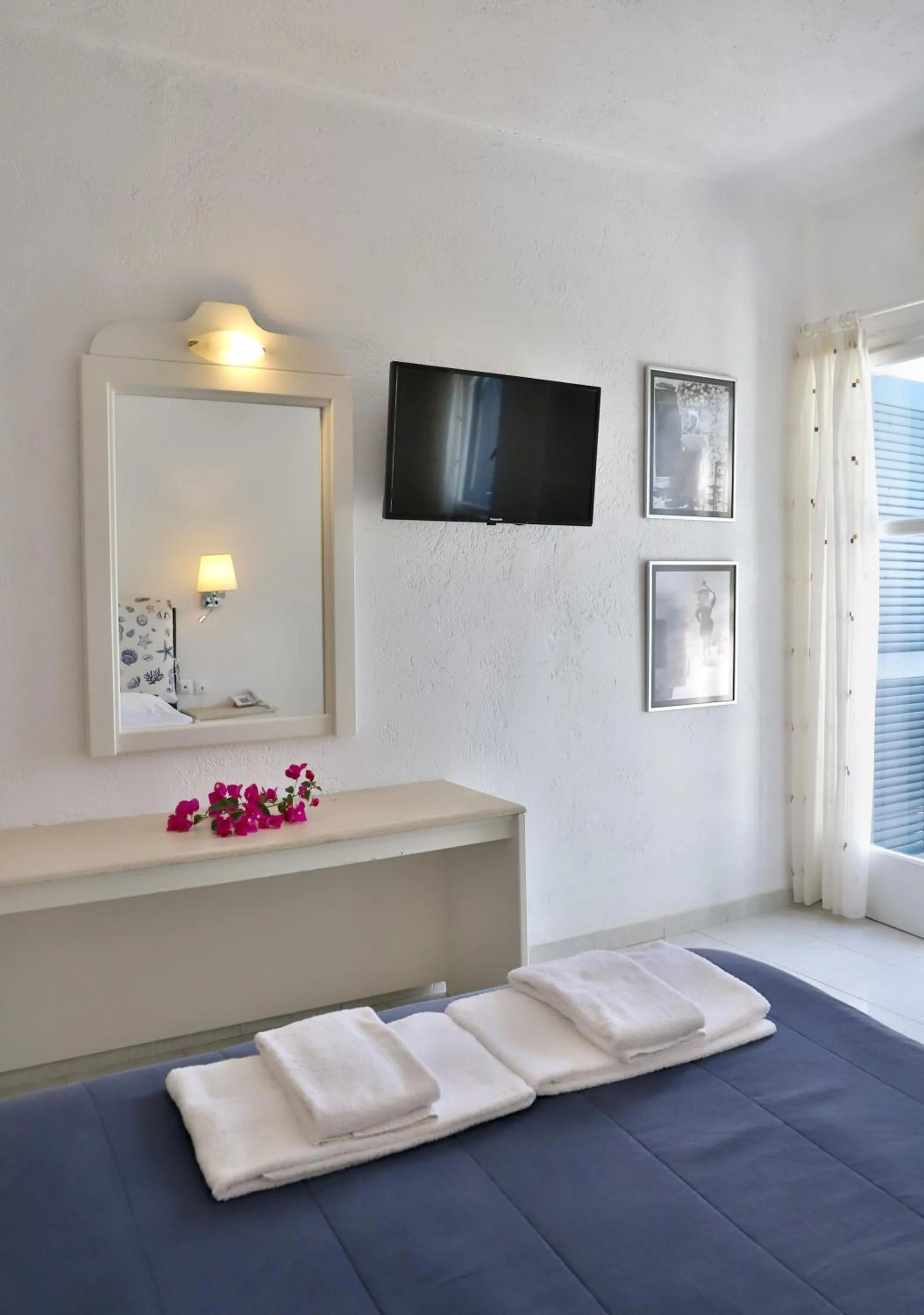 Bedroom, Bed in Villea Village