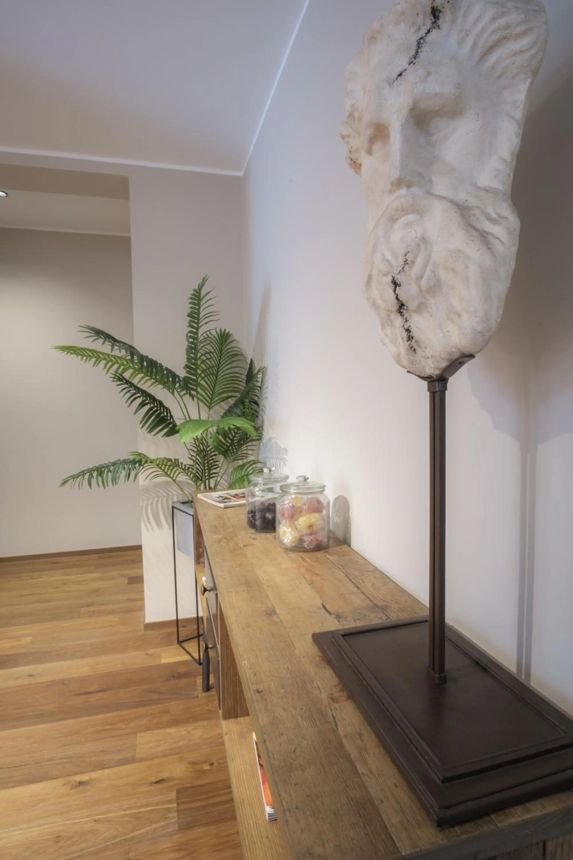 Decorative detail in PALAZZO DANISI ROOMS&SUITES