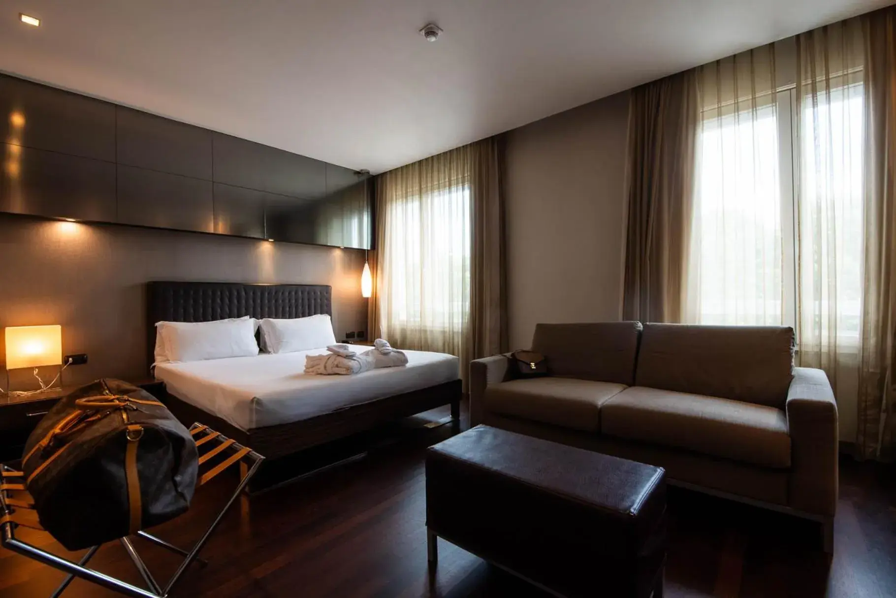 Deluxe King Room in Axolute Comfort Hotel Como Cantù Deluxe King Room in Axolute Comfort Hotel Como Cantù