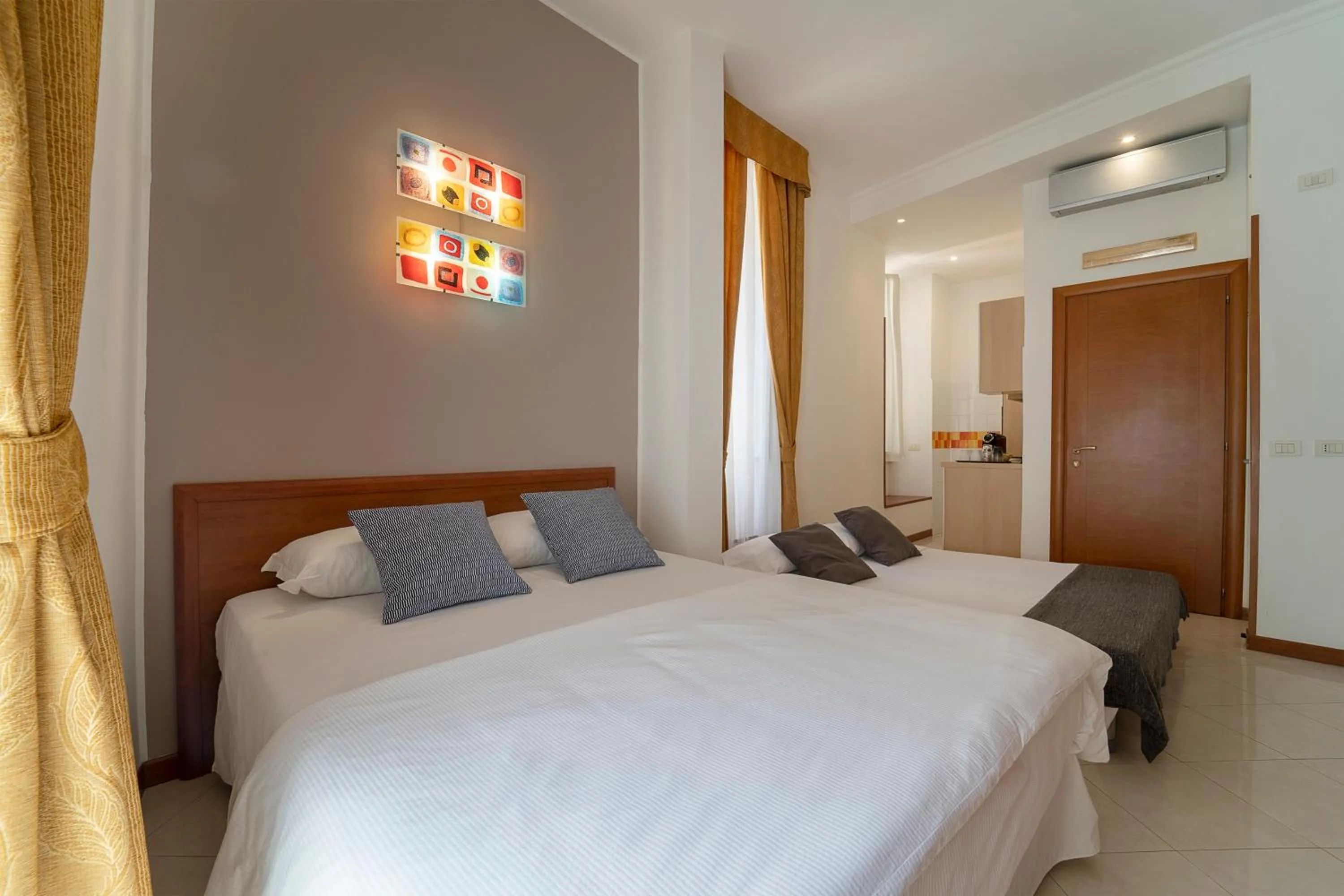 Photo of the whole room, Bed in il passetto