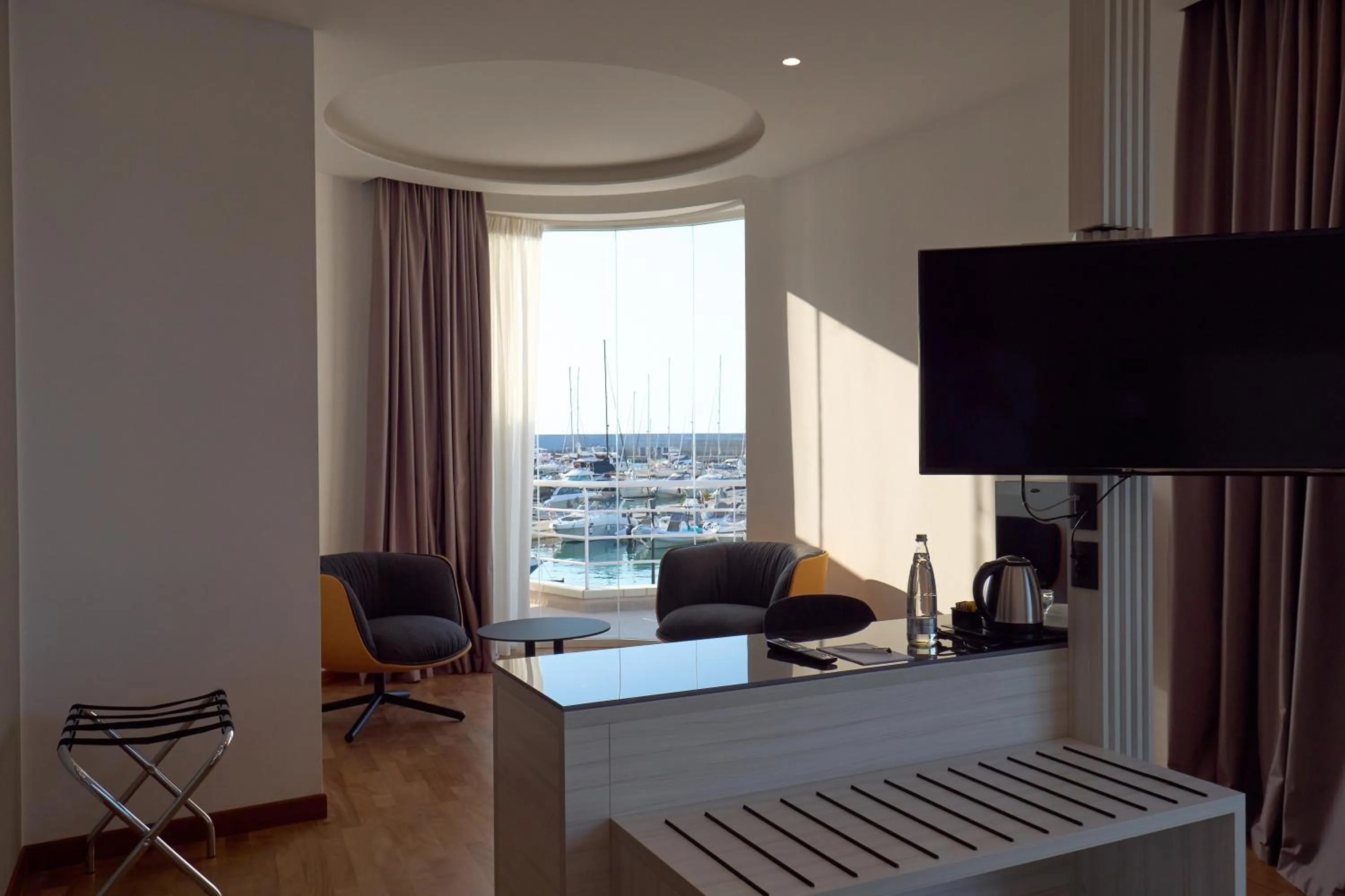 Seating area in Sestante Marina Motel