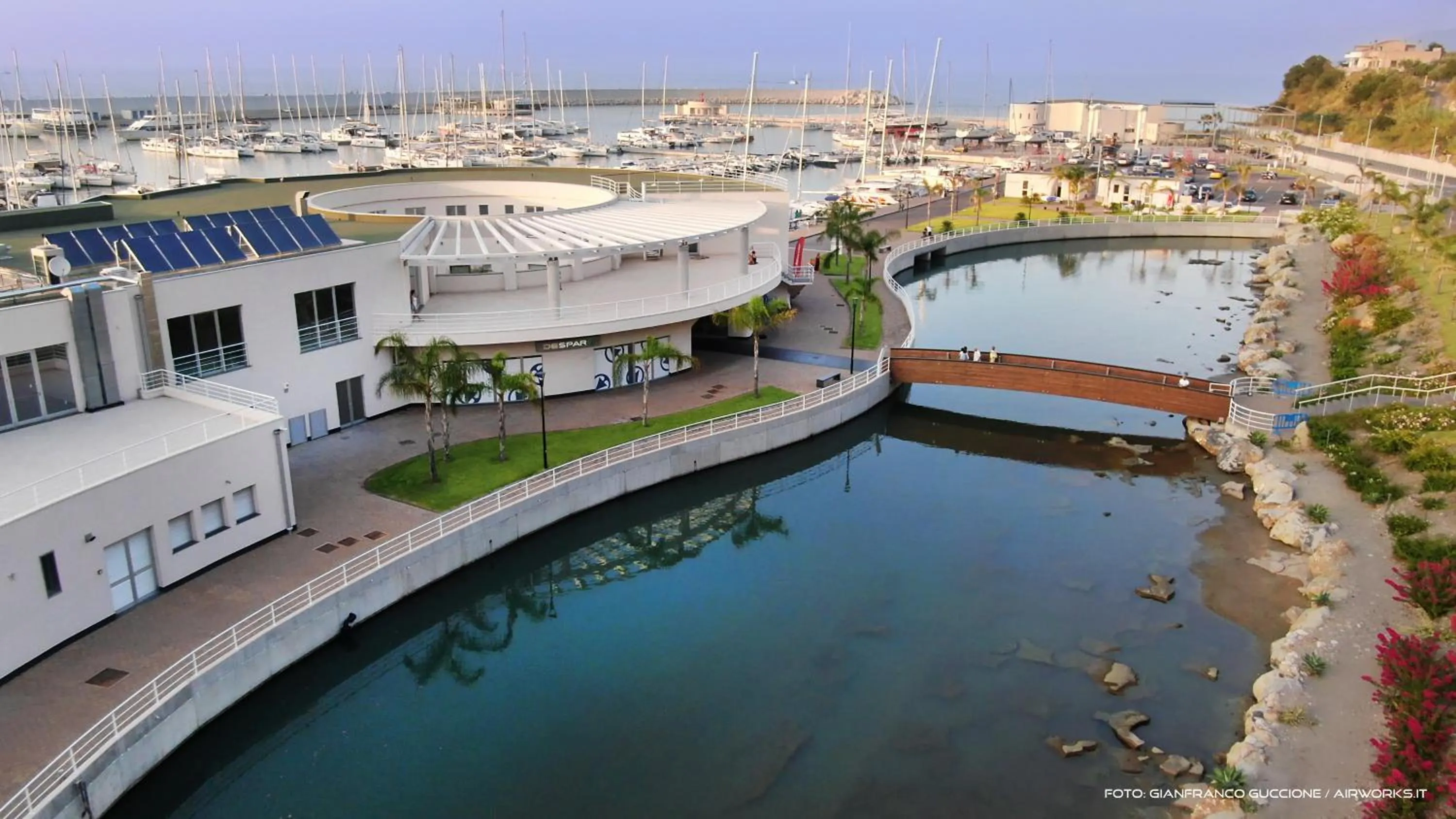 Property building in Sestante Marina Motel