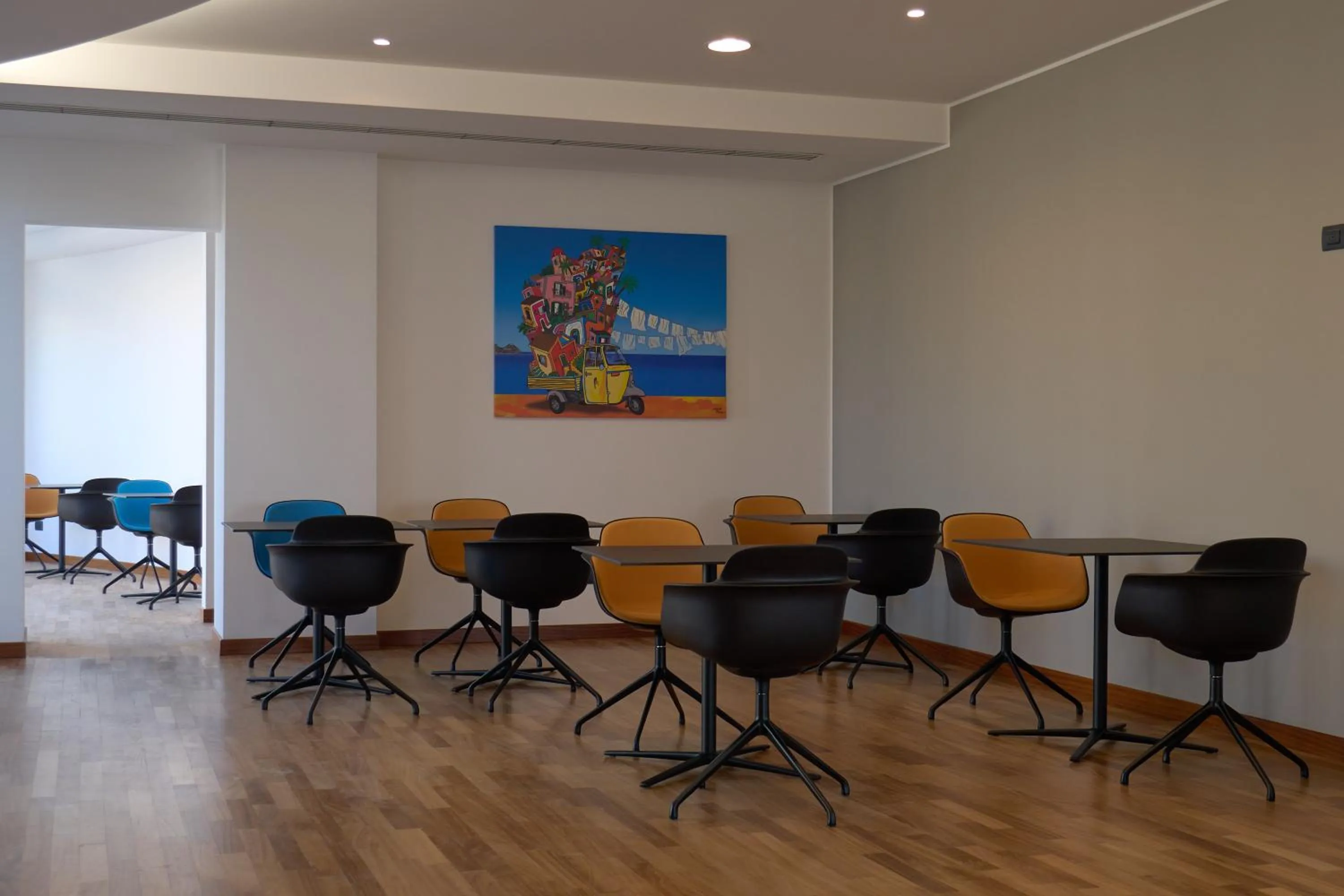 Dining area in Sestante Marina Motel