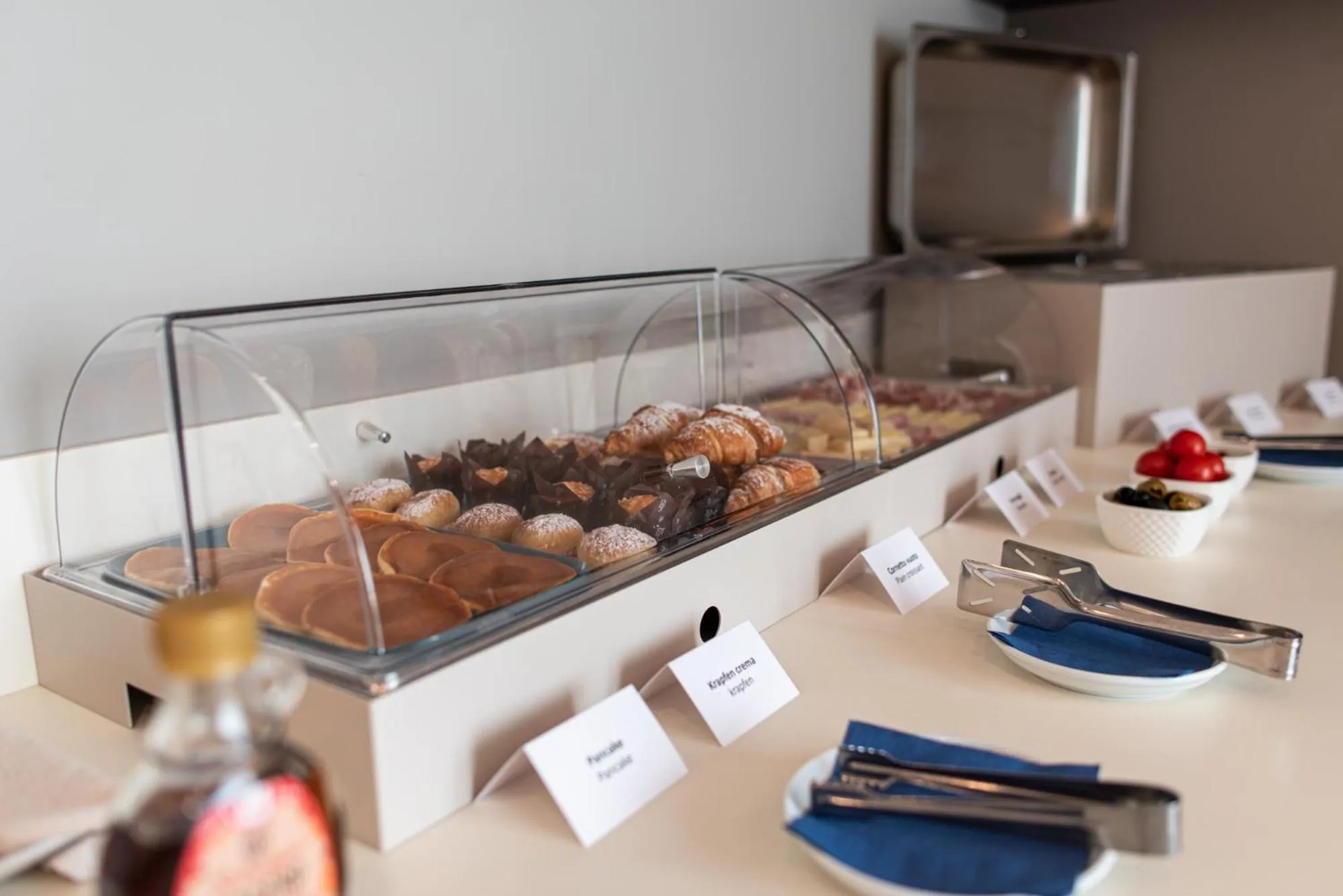 Continental breakfast in Sestante Marina Motel